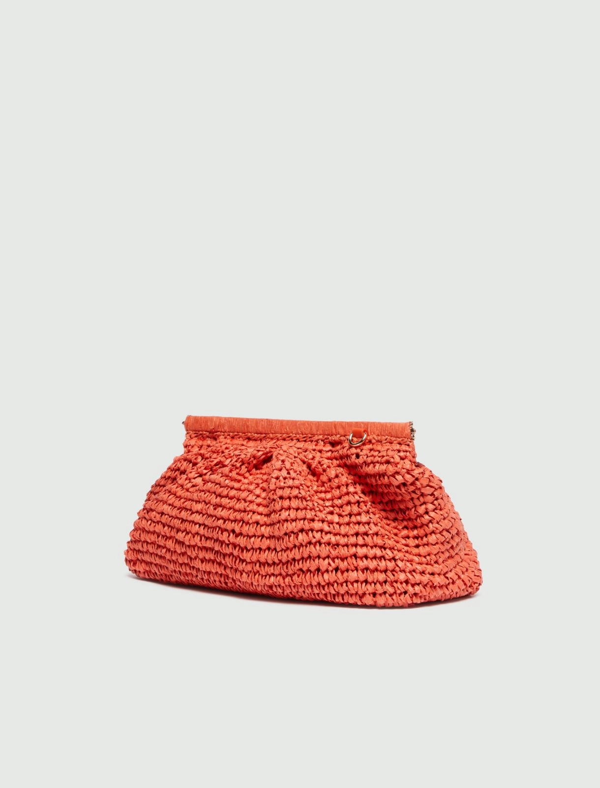 POCHETTE EN RAPHIA