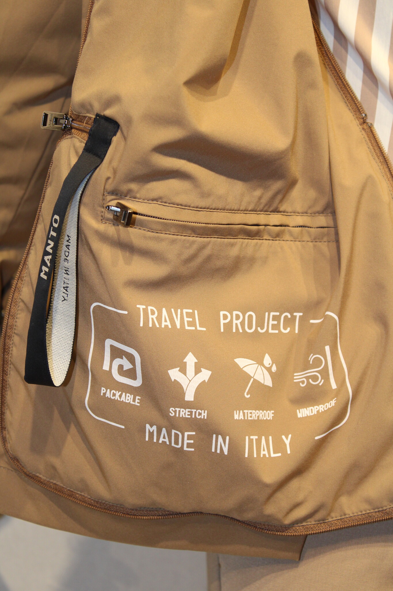 MANTO ITALIA Veste saharienne