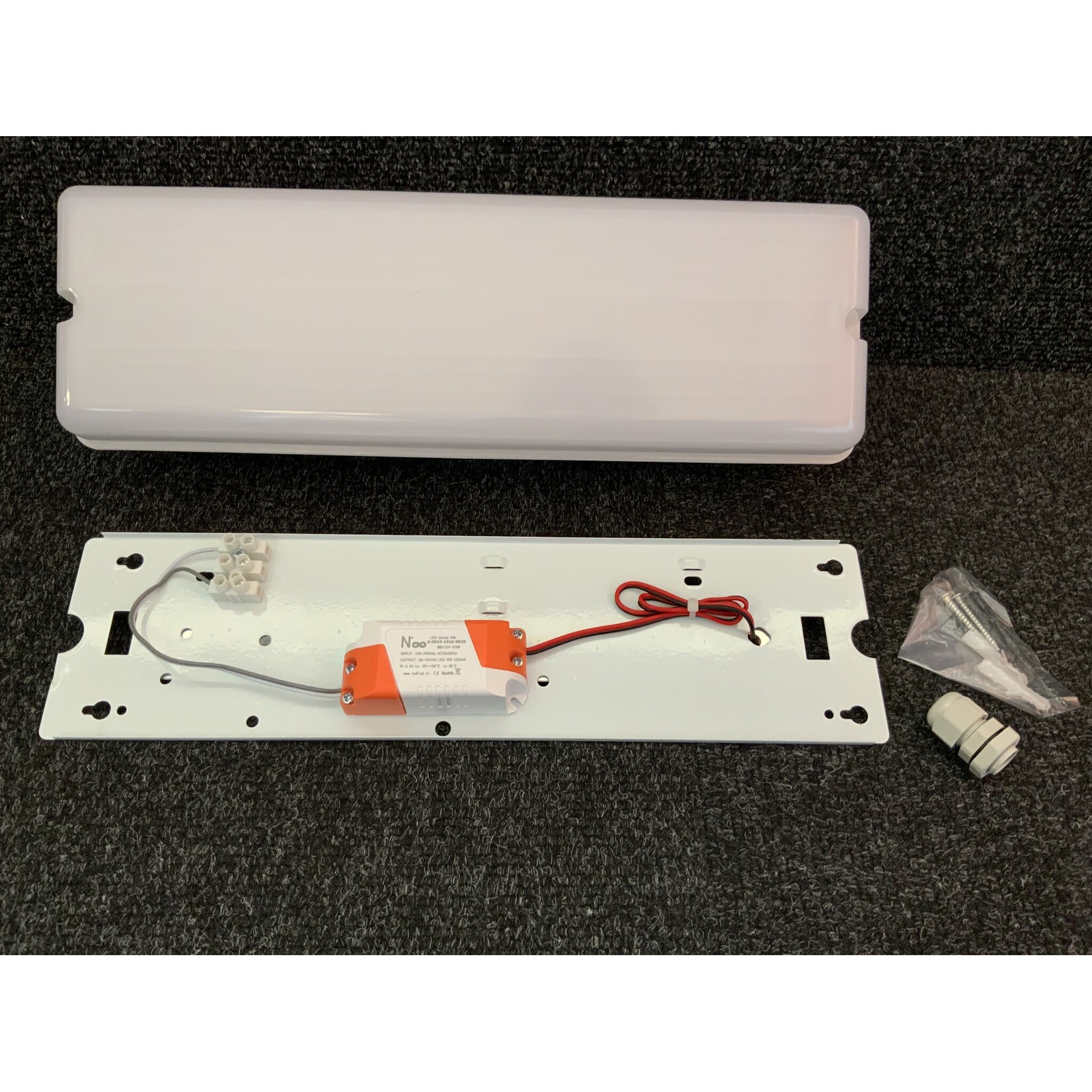 IP52 Armatuur 360x115x90mm met opalen kap exclusief verlichtingsbron - Copy