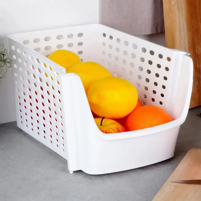 White fruit and vegetable container with perforation – 29 x 21 x 16 cm