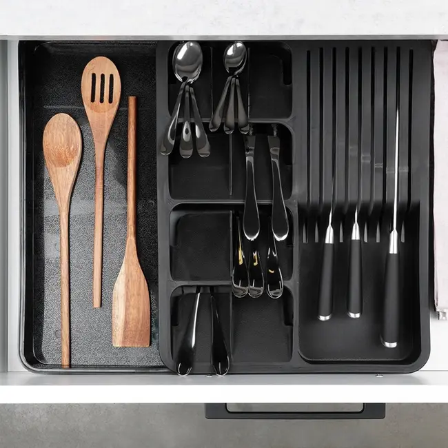 Expandable Black Cutlery Tray 40 × 31 cm – up to 45.5 cm