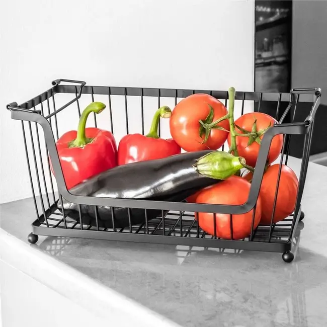 Schwarzer Metall Obst- & Gemüsekorb 31 × 17,5 × 15,5 cm – stapelbar