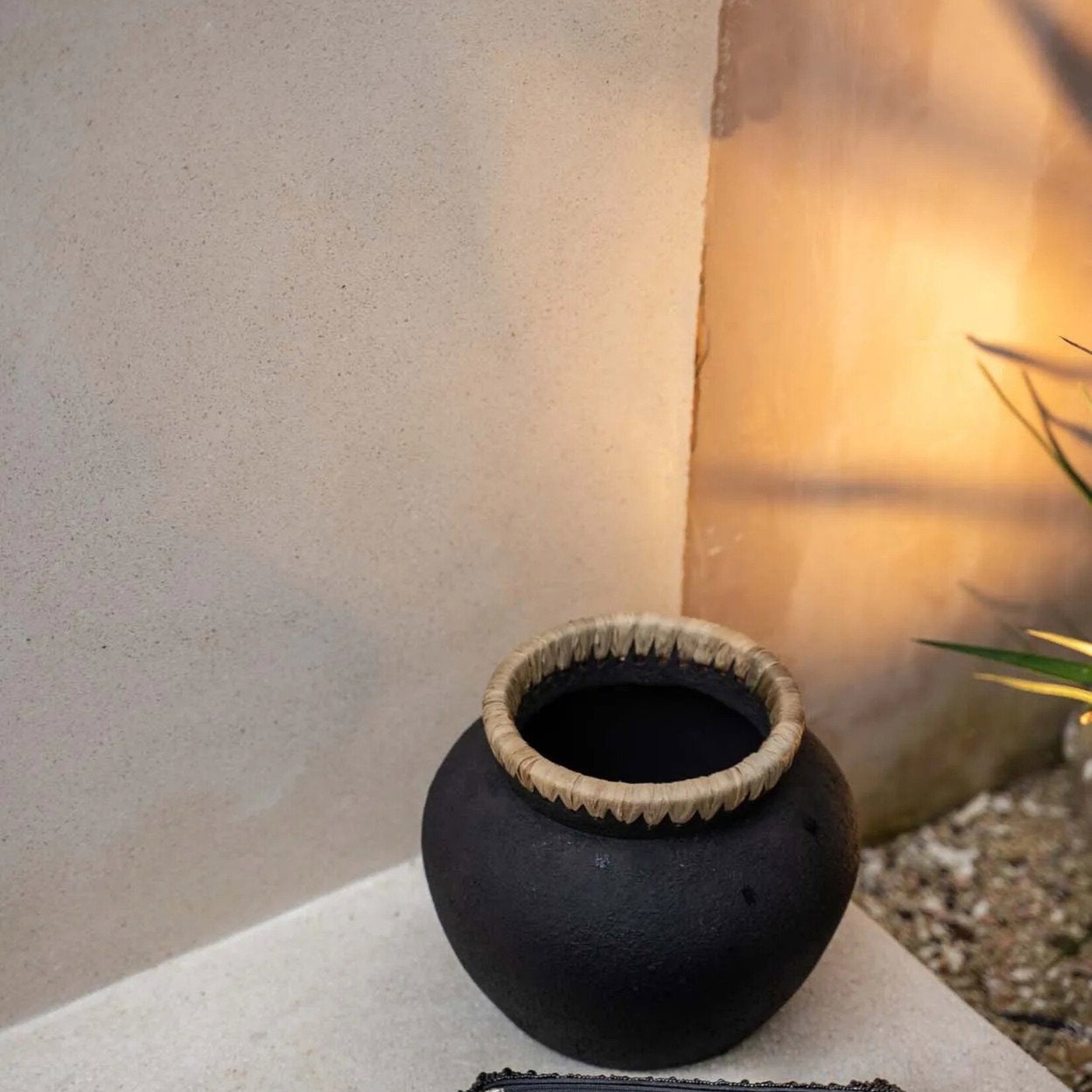 Bazar Bizar Antwerp The Styly Vase - Black Natural - S