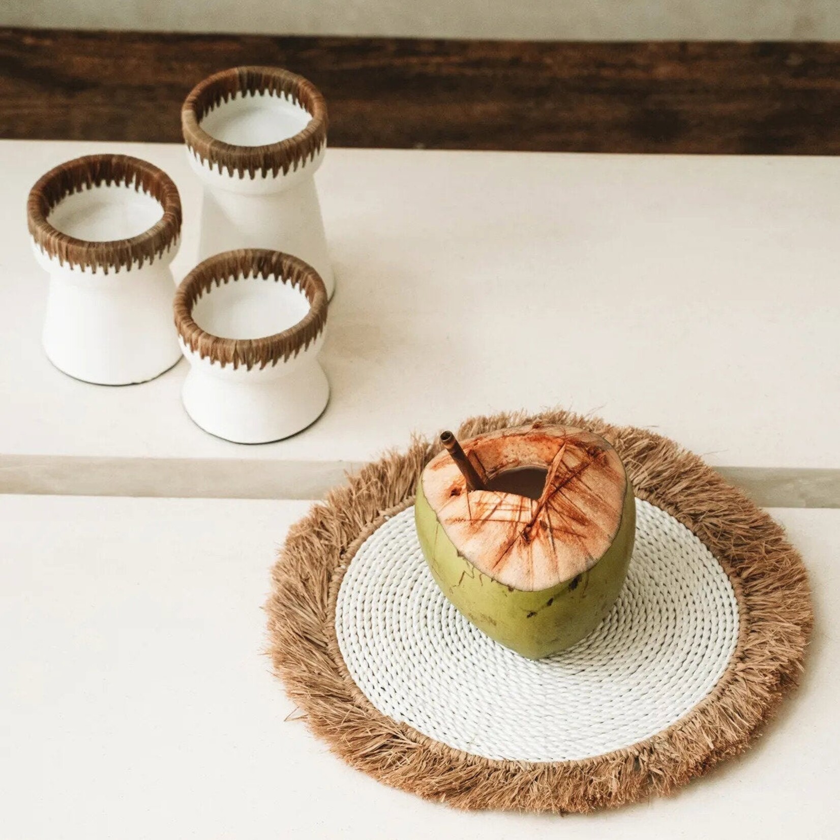 Bazar Bizar Antwerp The Seagrass Raffia Placemat - White Natural