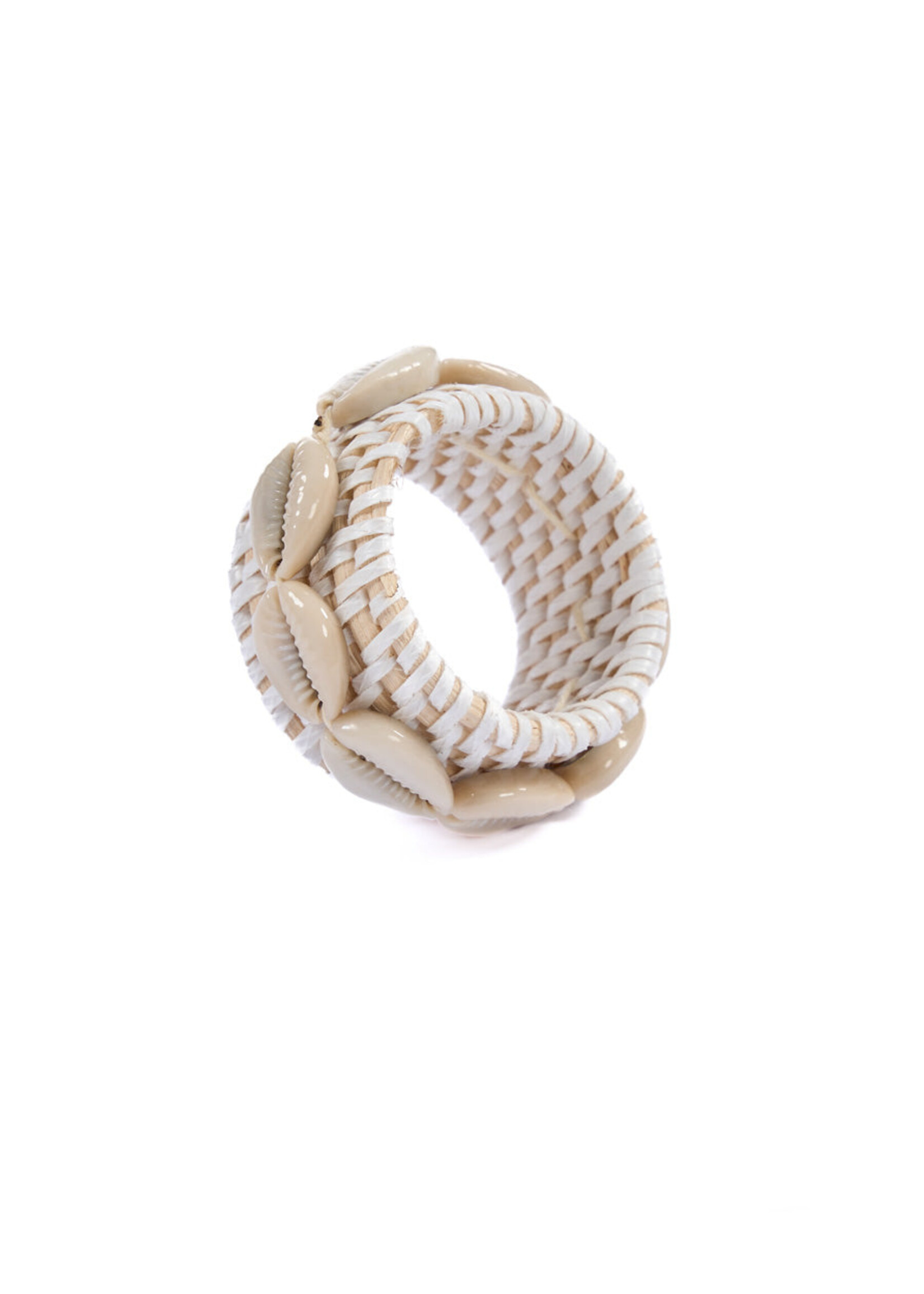 Bazar Bizar Antwerp The Rattan Shell Napkin Ring - White