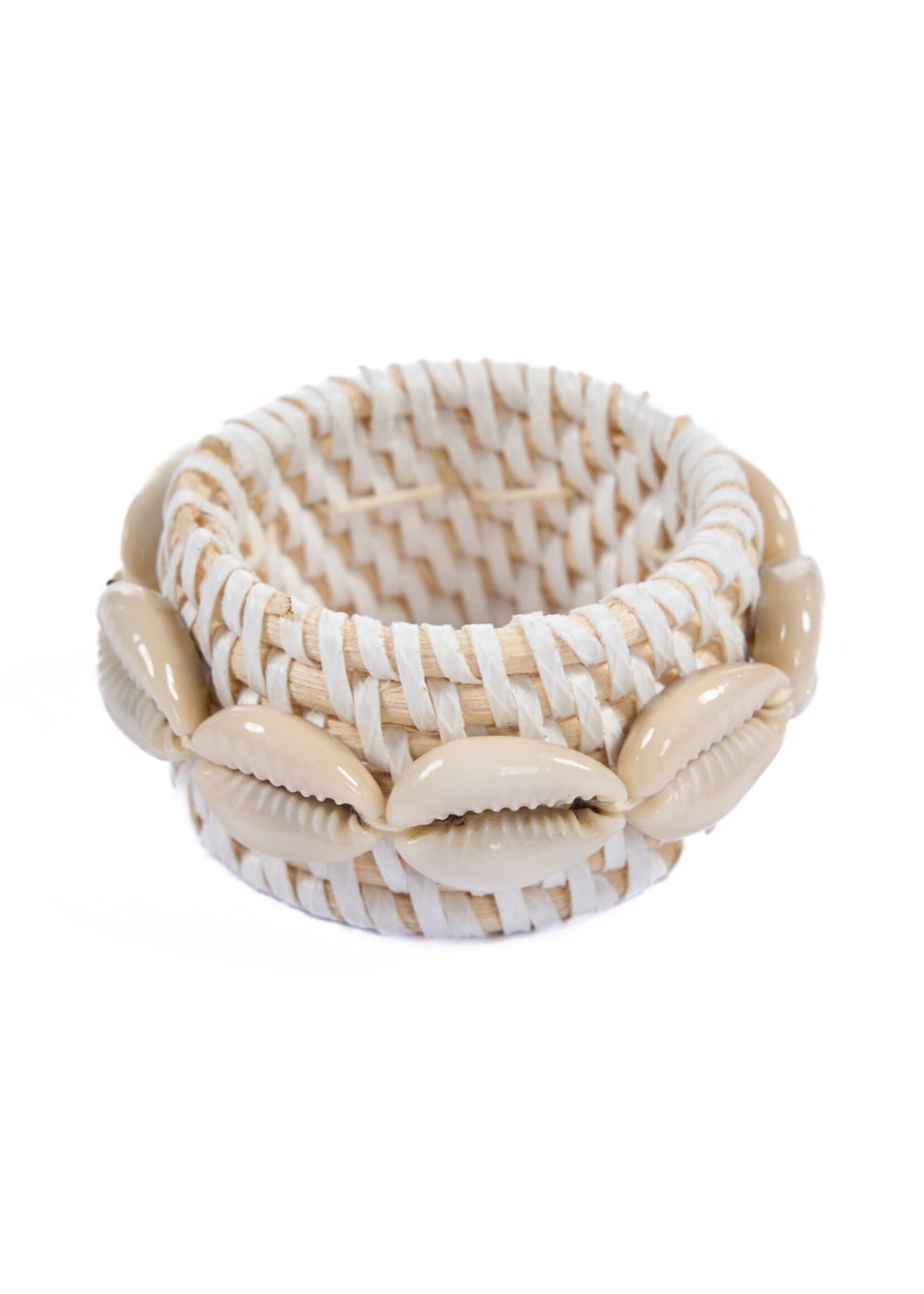 Bazar Bizar Antwerp The Rattan Shell Napkin Ring - White