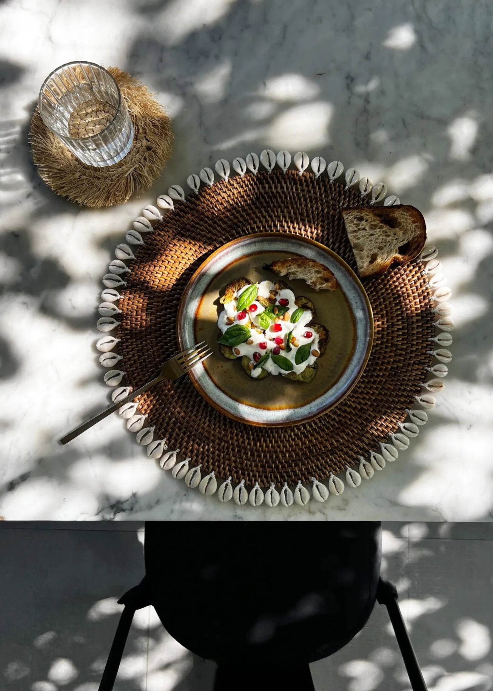 Bazar Bizar Antwerp The Colonial Shell Placemat - Natural Brown