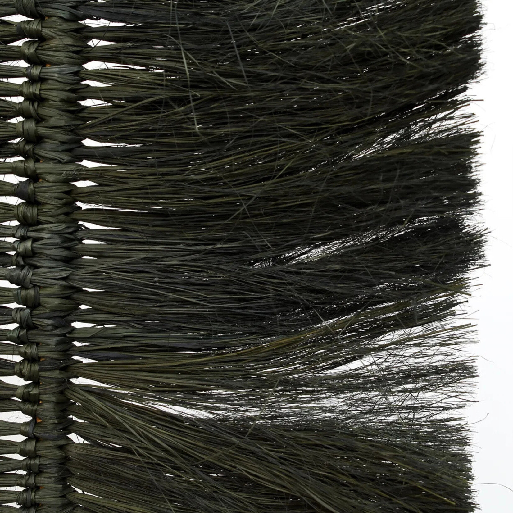 Bazar Bizar Antwerp The Raffia Palmeira - Black