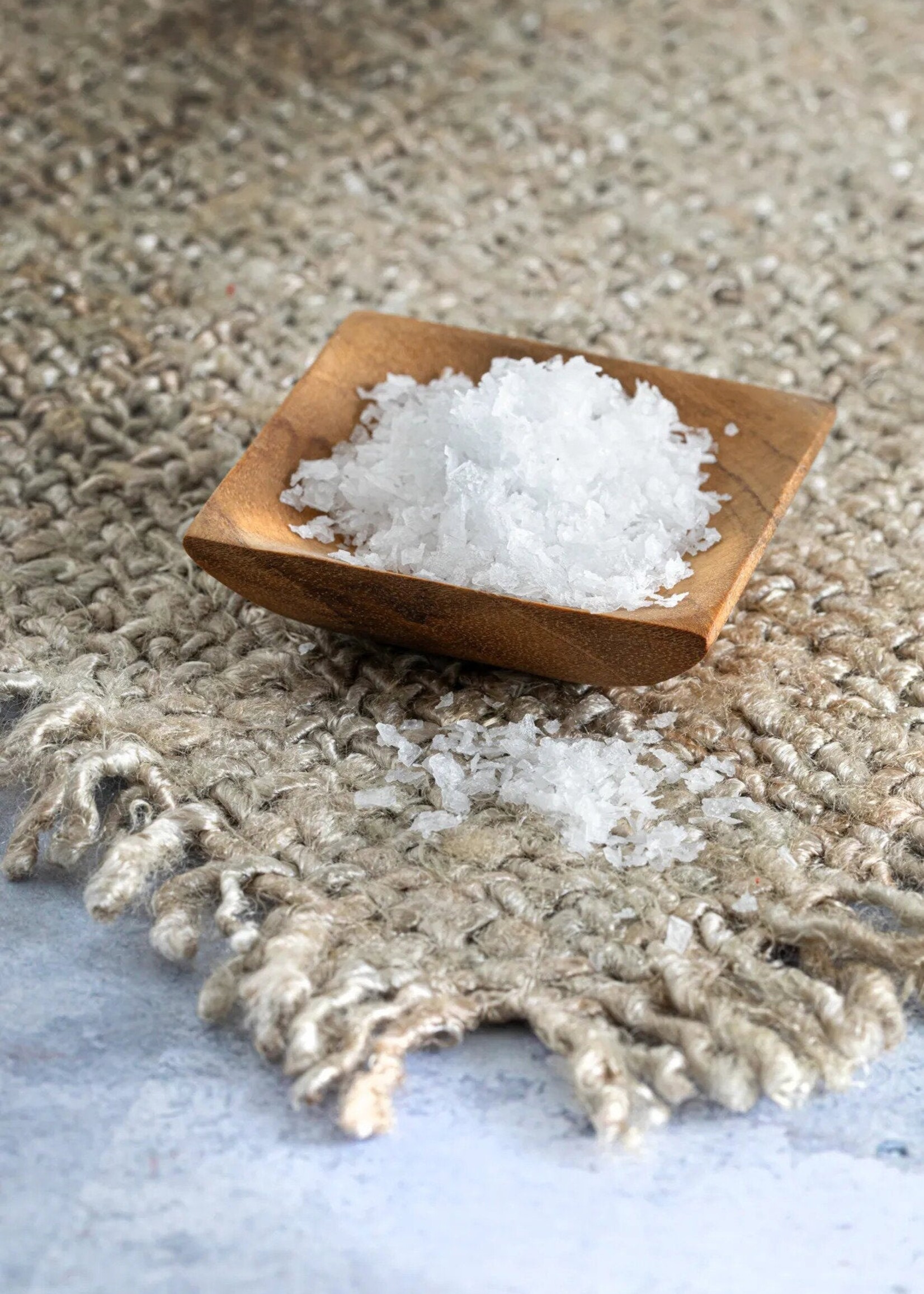 Bazar Bizar Antwerp The Teak Root Salt Tray - XS