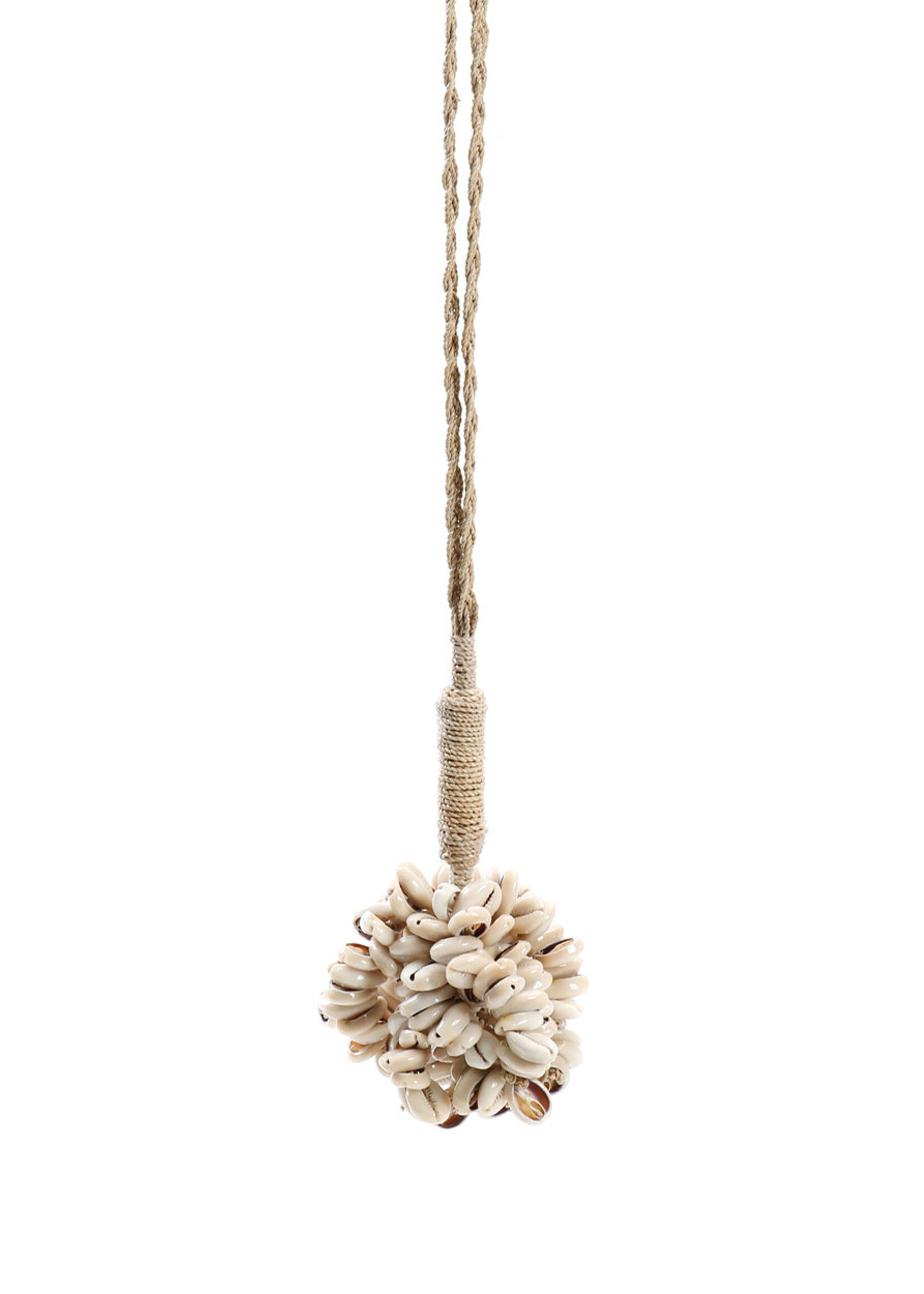 Bazar Bizar Antwerp The Door Shell Cowrie Tassel - Natural