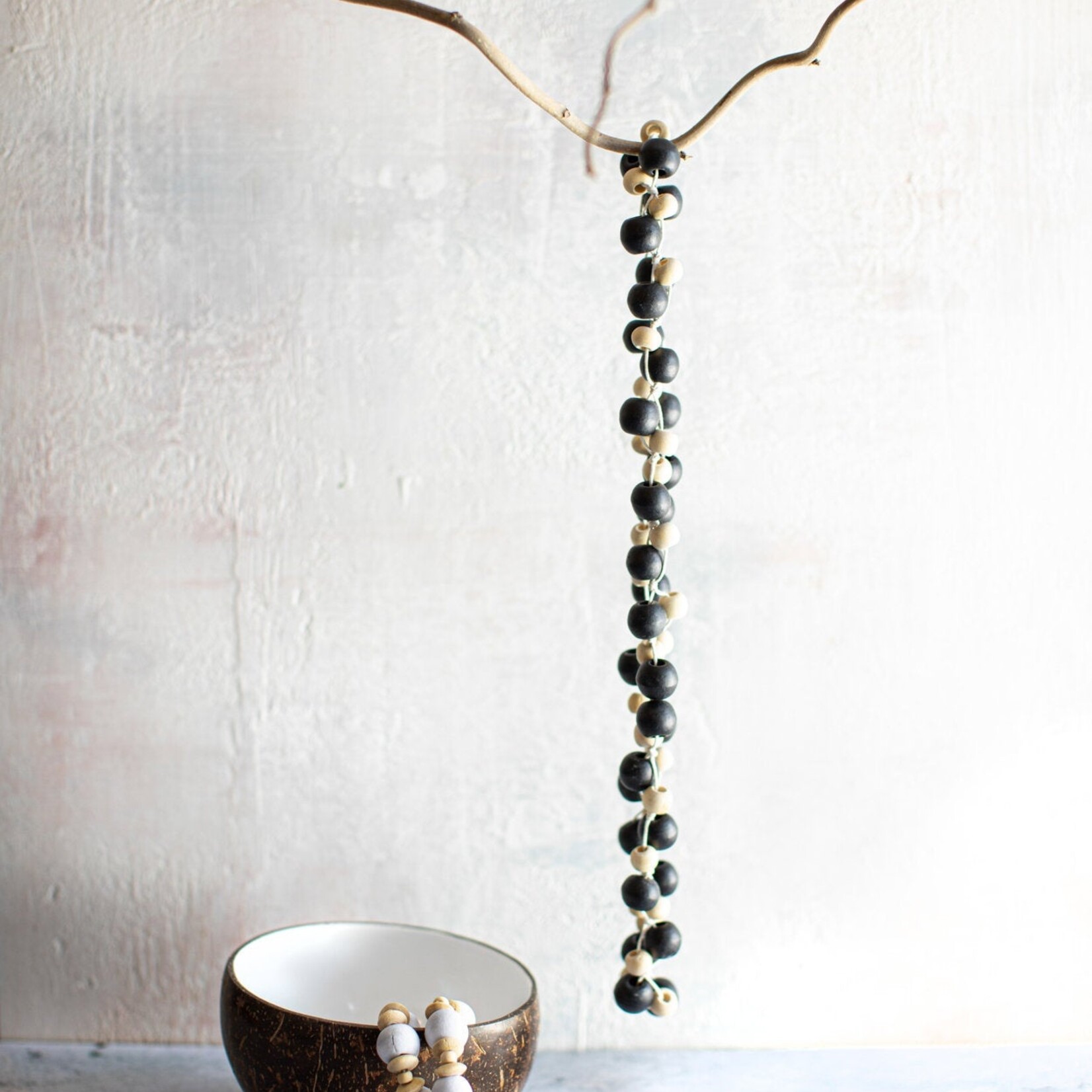 Bazar Bizar Antwerp The Canggu Necklace - Natural Black