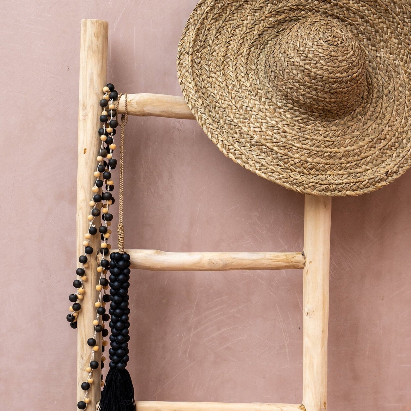 Bazar Bizar Antwerp The Canggu Necklace - Natural Black