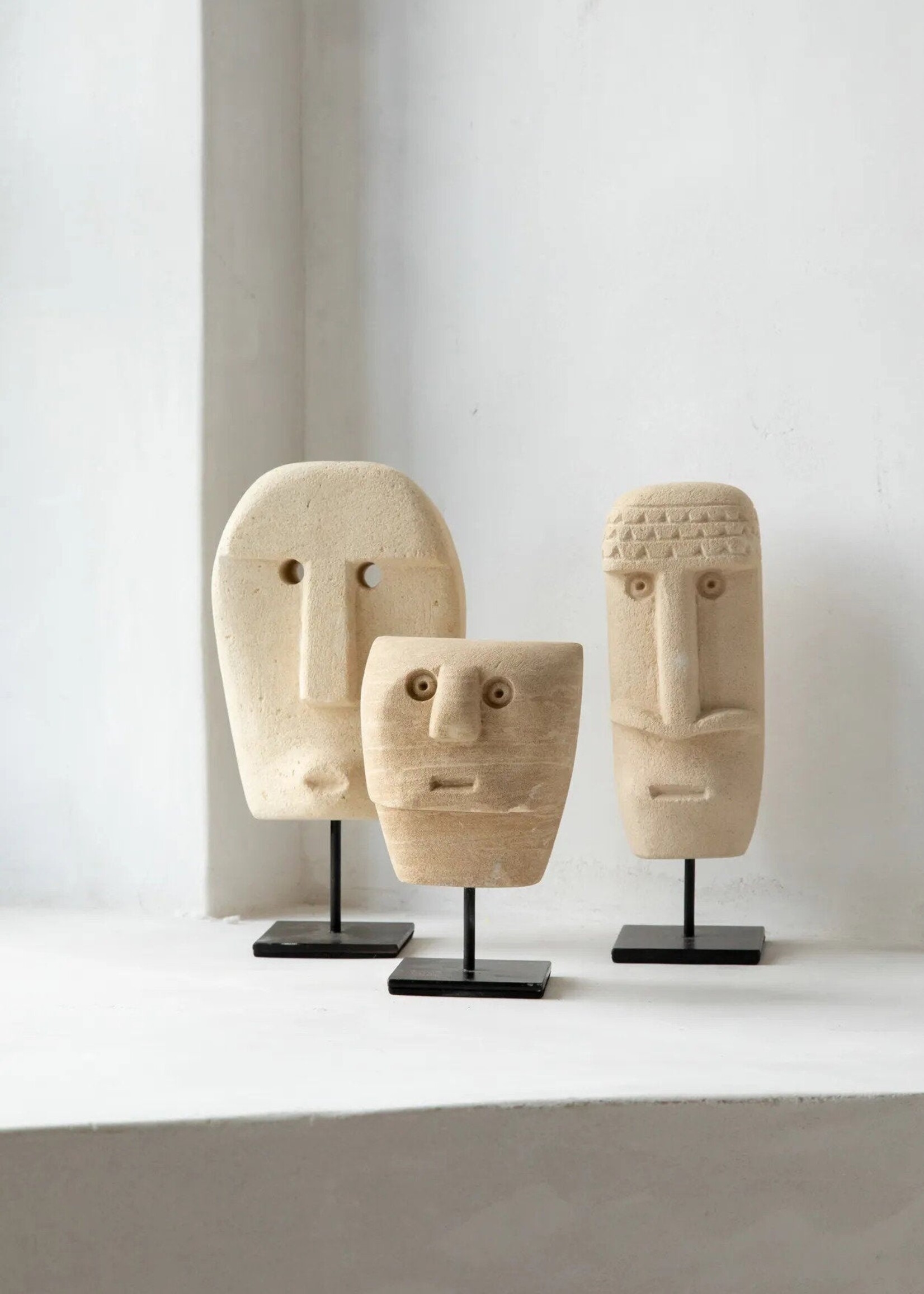 Bazar Bizar Antwerp The Sumba Stone #23 on Stand