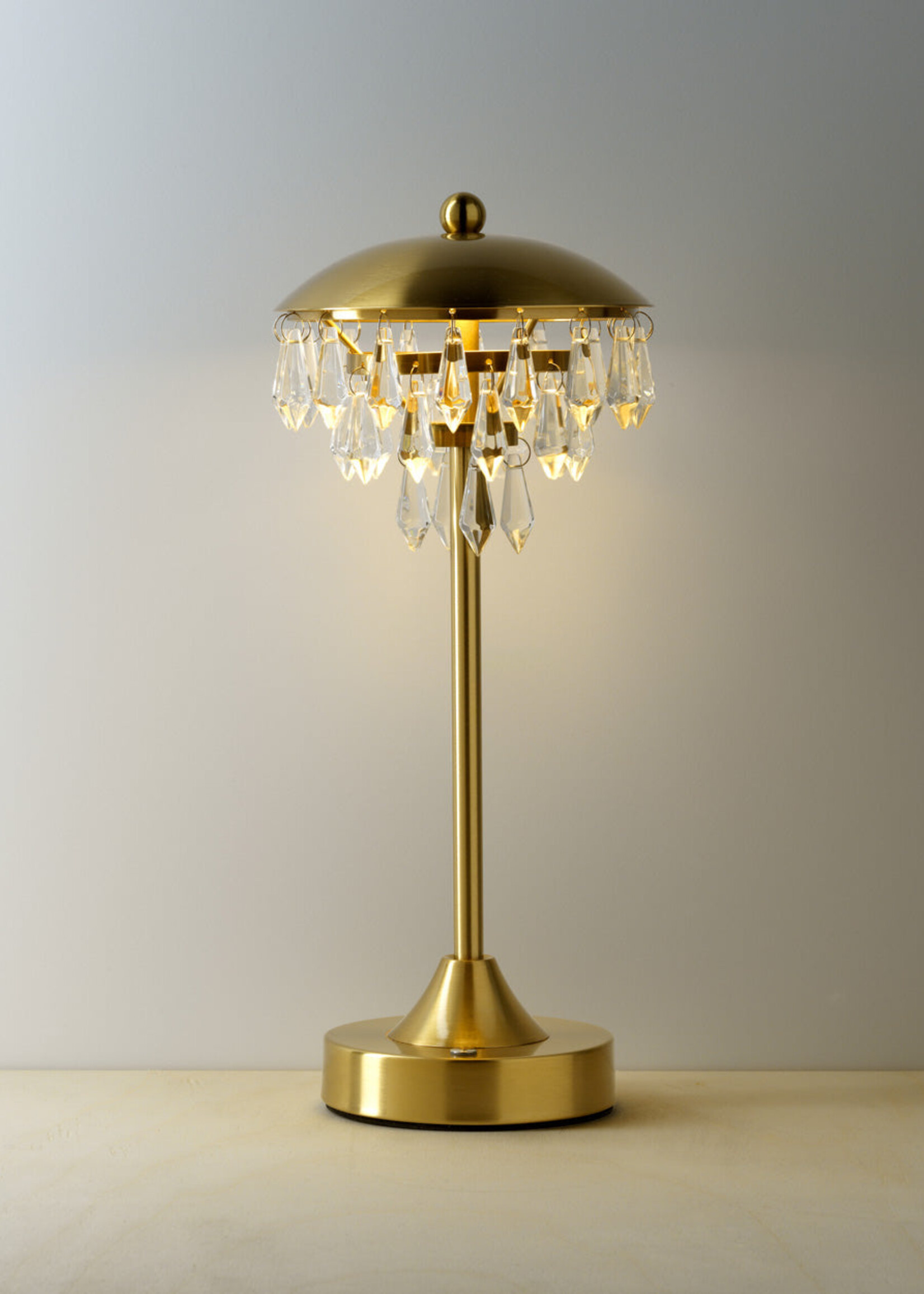Bazar Bizar Antwerp The Chandelette Led Table Lamp