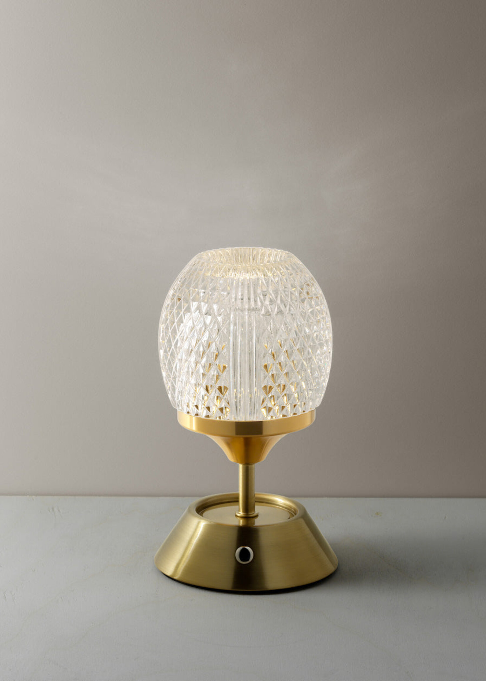 Bazar Bizar Antwerp The Glow Sinatra Led Table Lamp