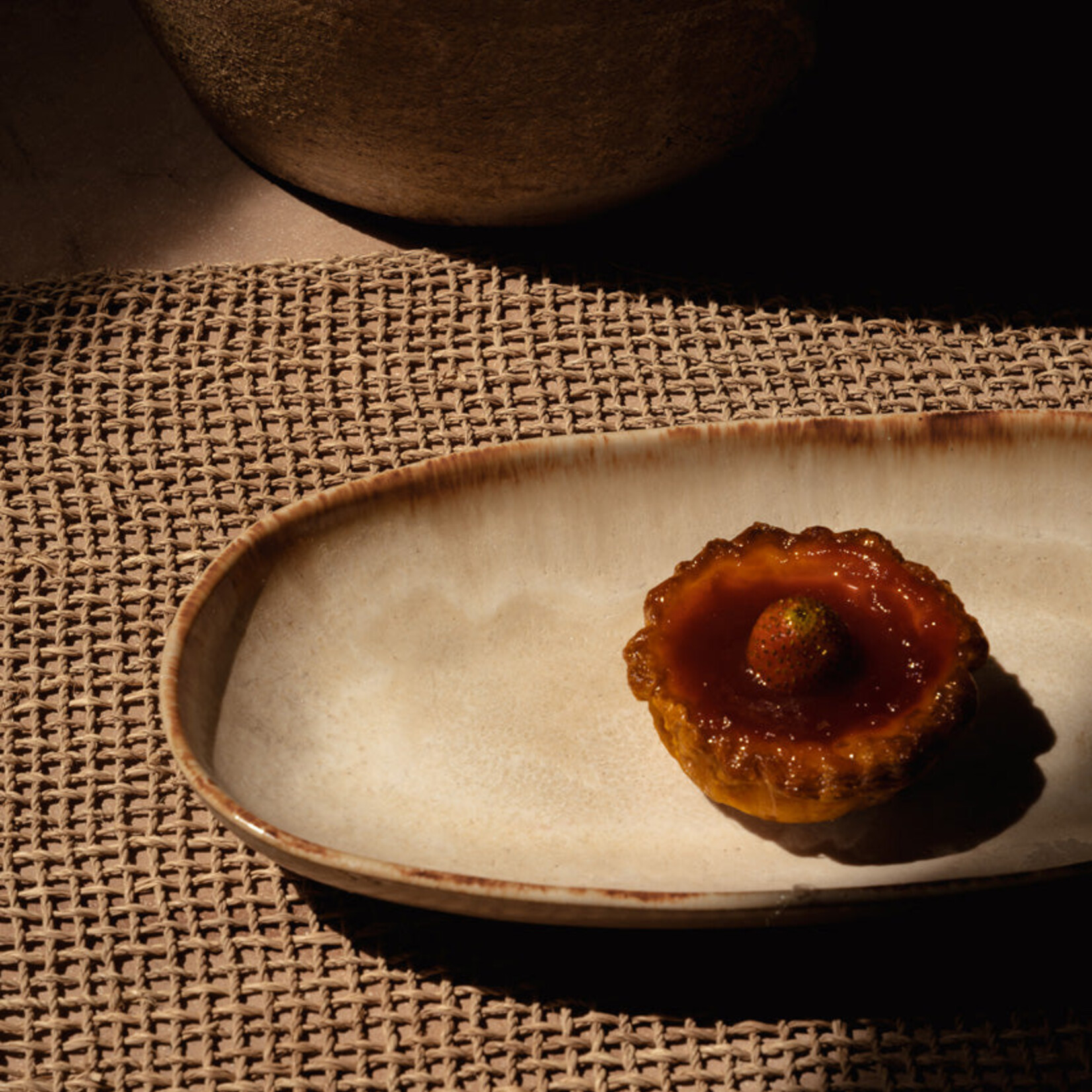 Bazar Bizar Antwerp The Cascais Oval Plate - M