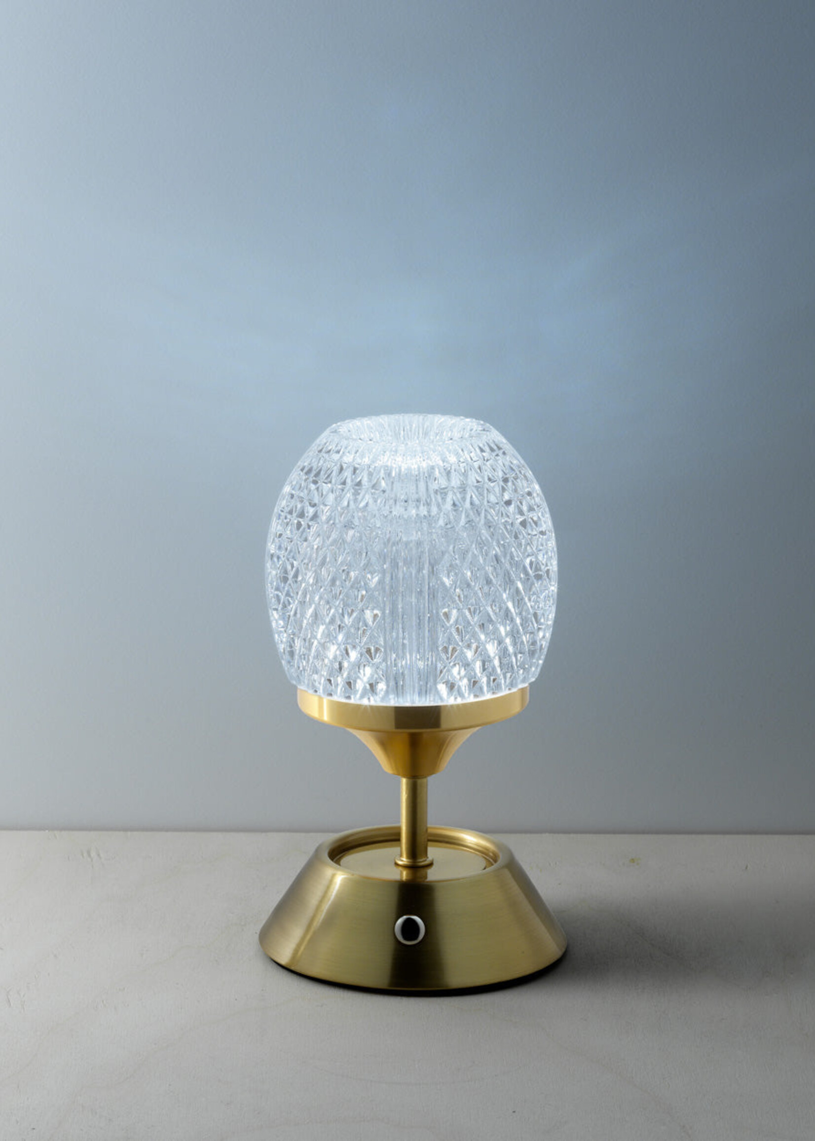 Bazar Bizar Antwerp The Glow Sinatra Led Table Lamp
