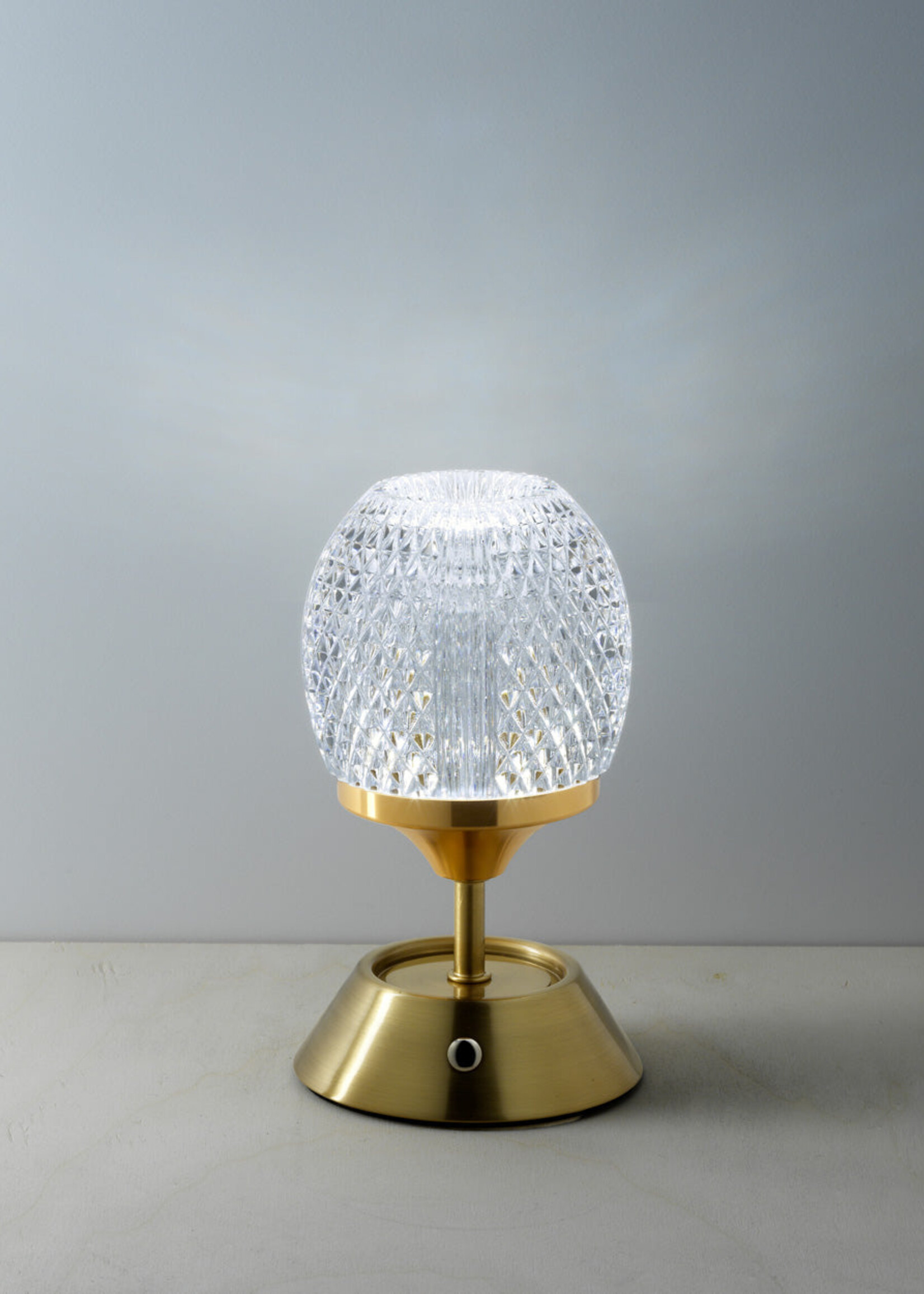 Bazar Bizar Antwerp The Glow Sinatra Led Table Lamp