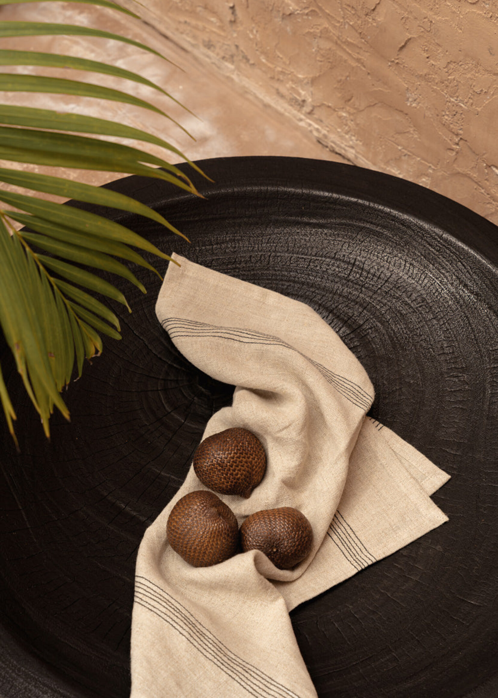 Bazar Bizar Antwerp The Lint Biscuit Napkin - Natural Black - 45x45