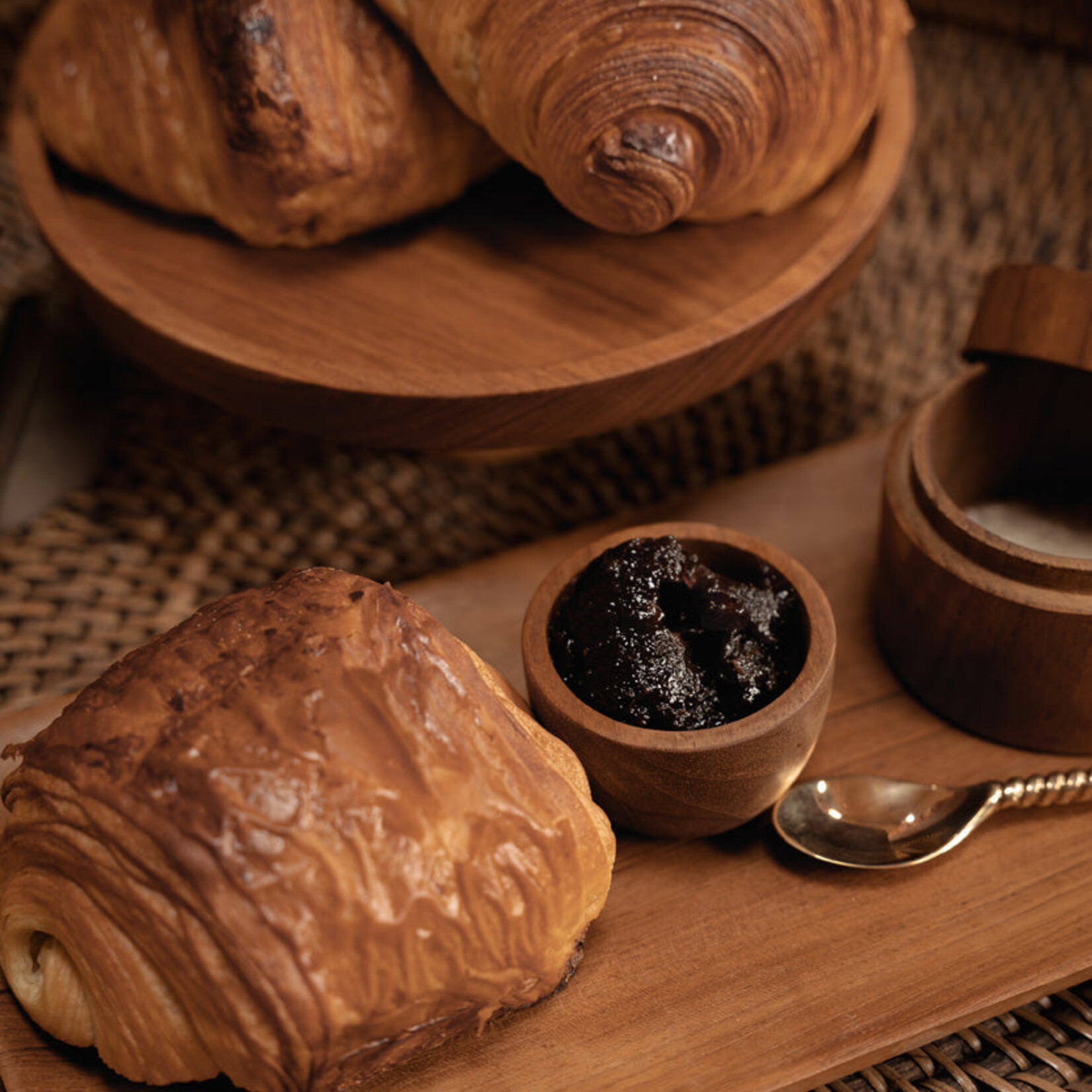 Bazar Bizar Antwerp The Teak Root Sushi Plate - M