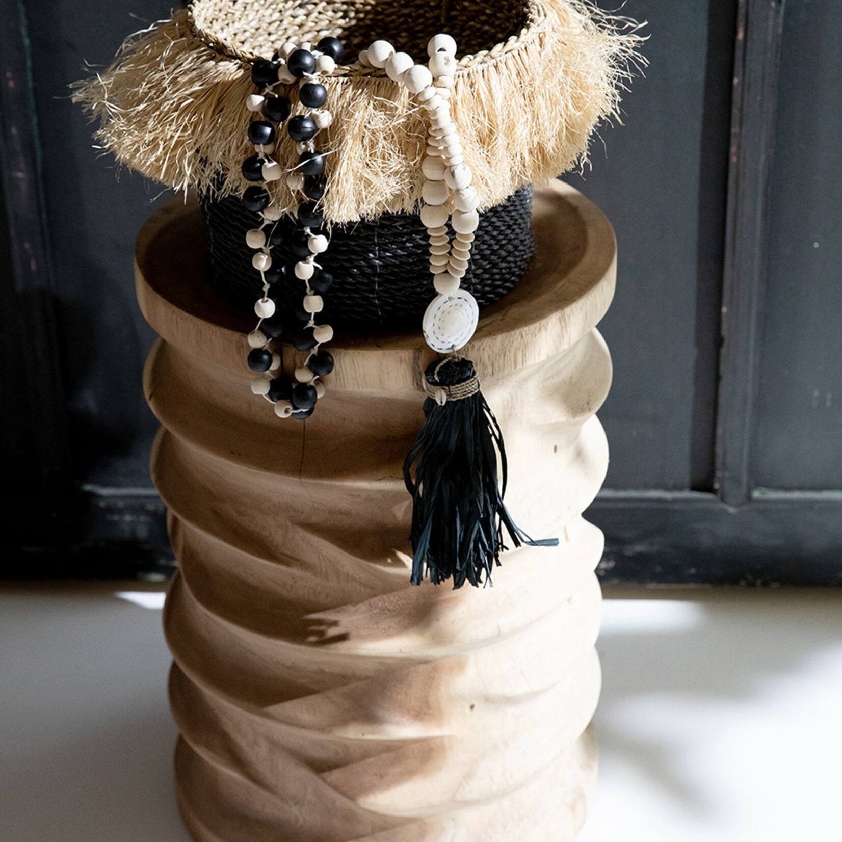 Bazar Bizar Antwerp The Lovina Necklace - Natural Black