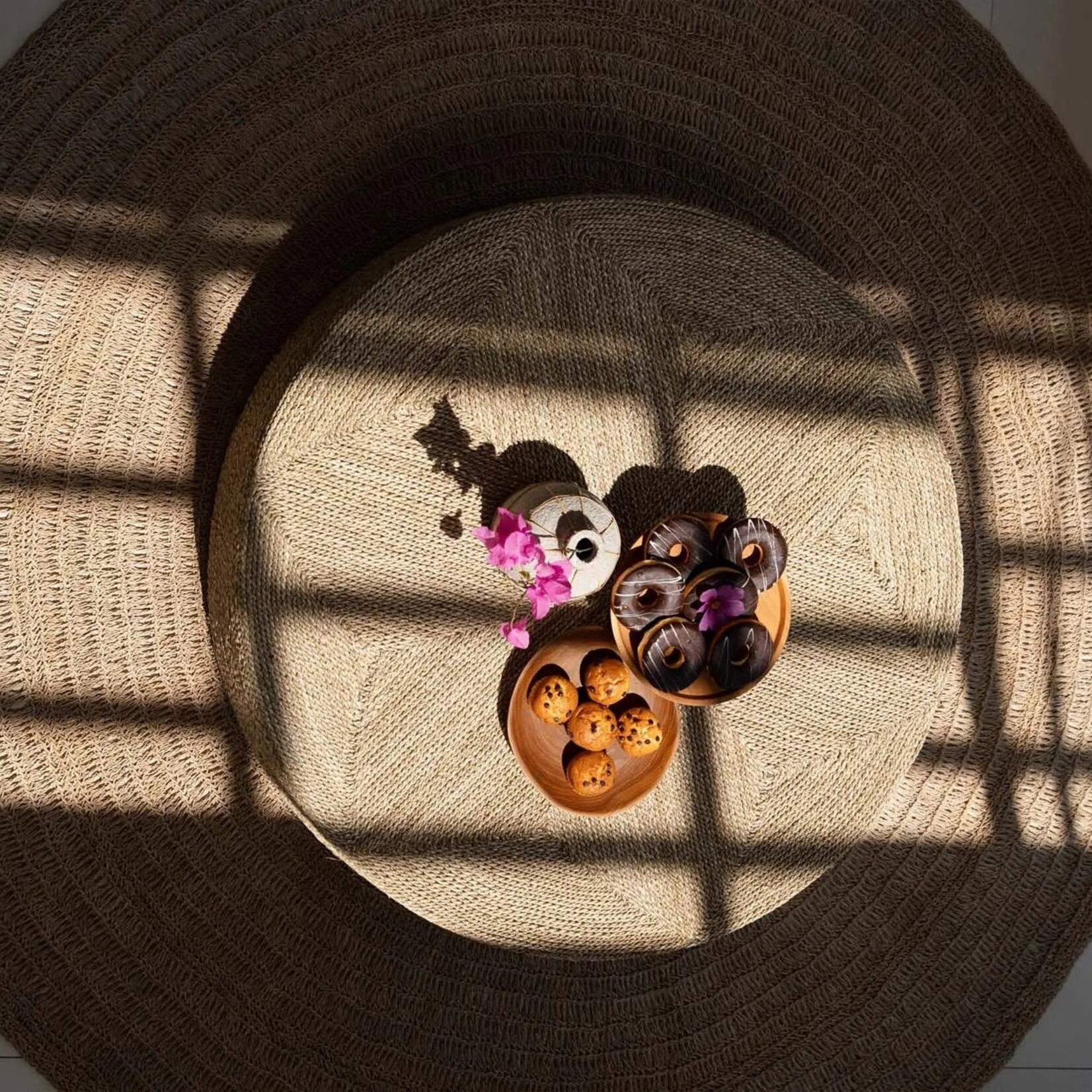 Bazar Bizar Antwerp The Teak Root Organic Plate