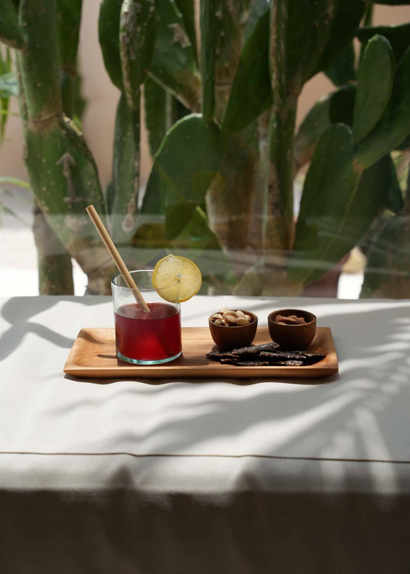 Bazar Bizar Antwerp The Teak Root Sushi Plate - M