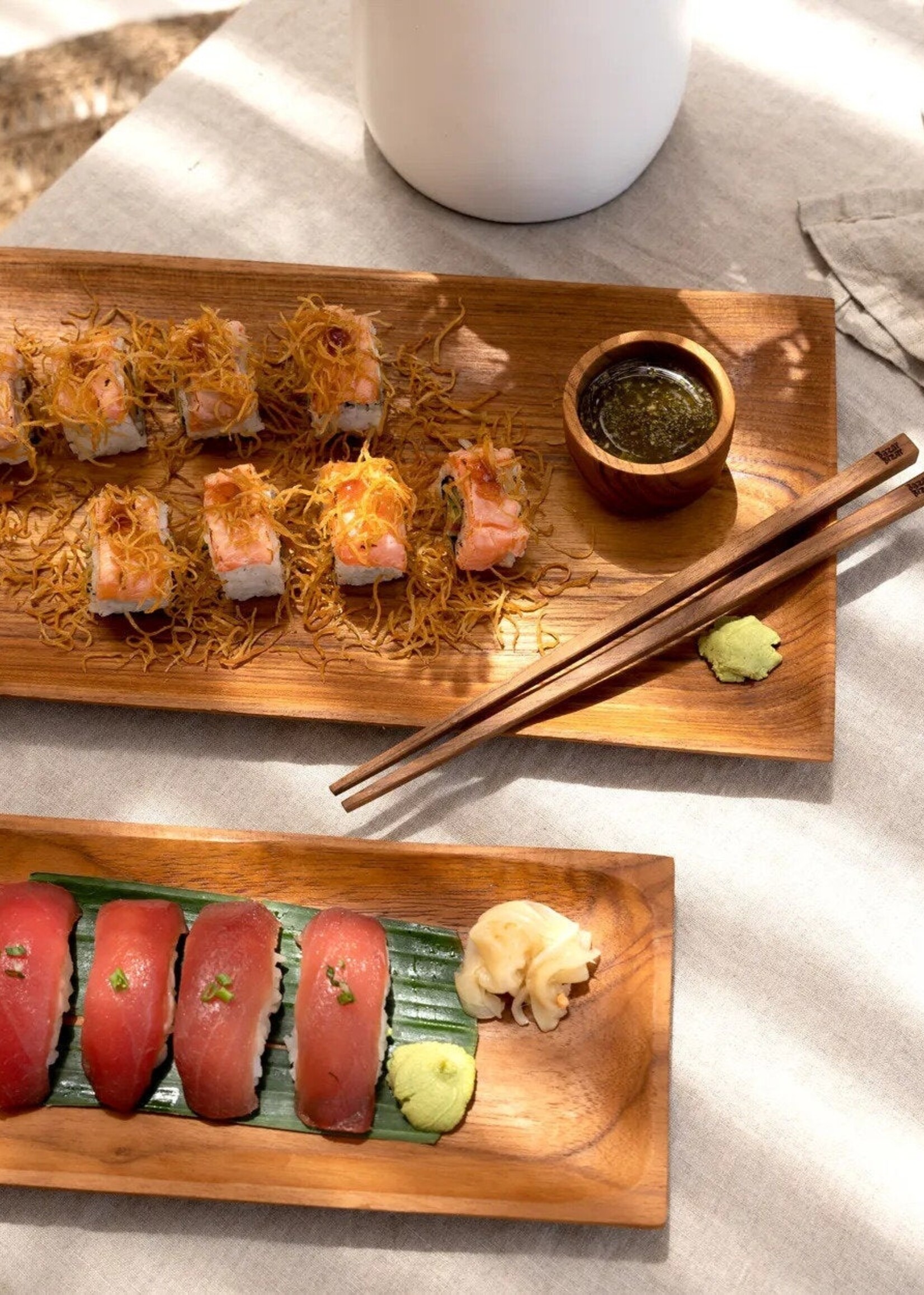 Bazar Bizar Antwerp The Teak Root Sushi Plate - L