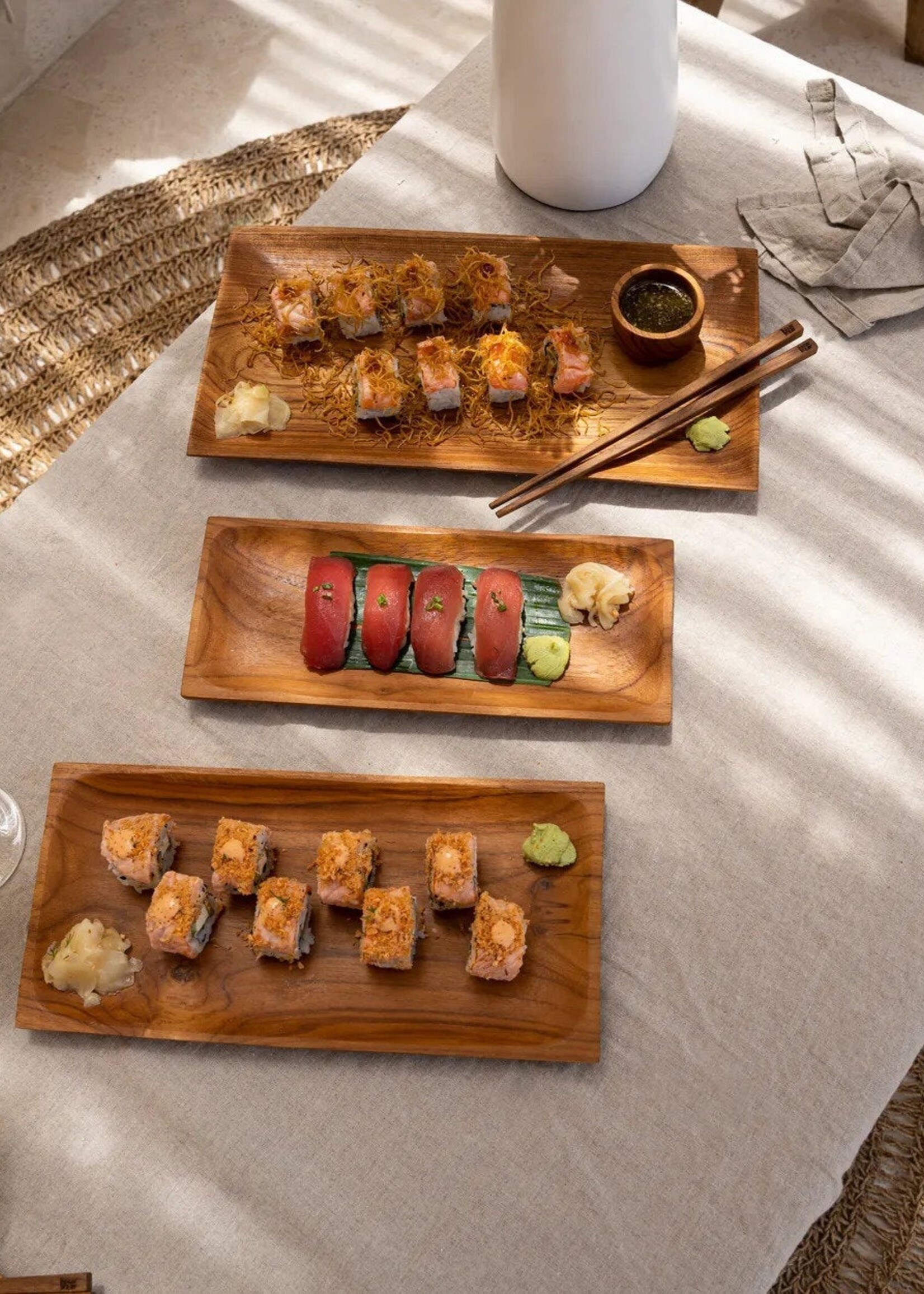 Bazar Bizar Antwerp The Teak Root Sushi Plate - S