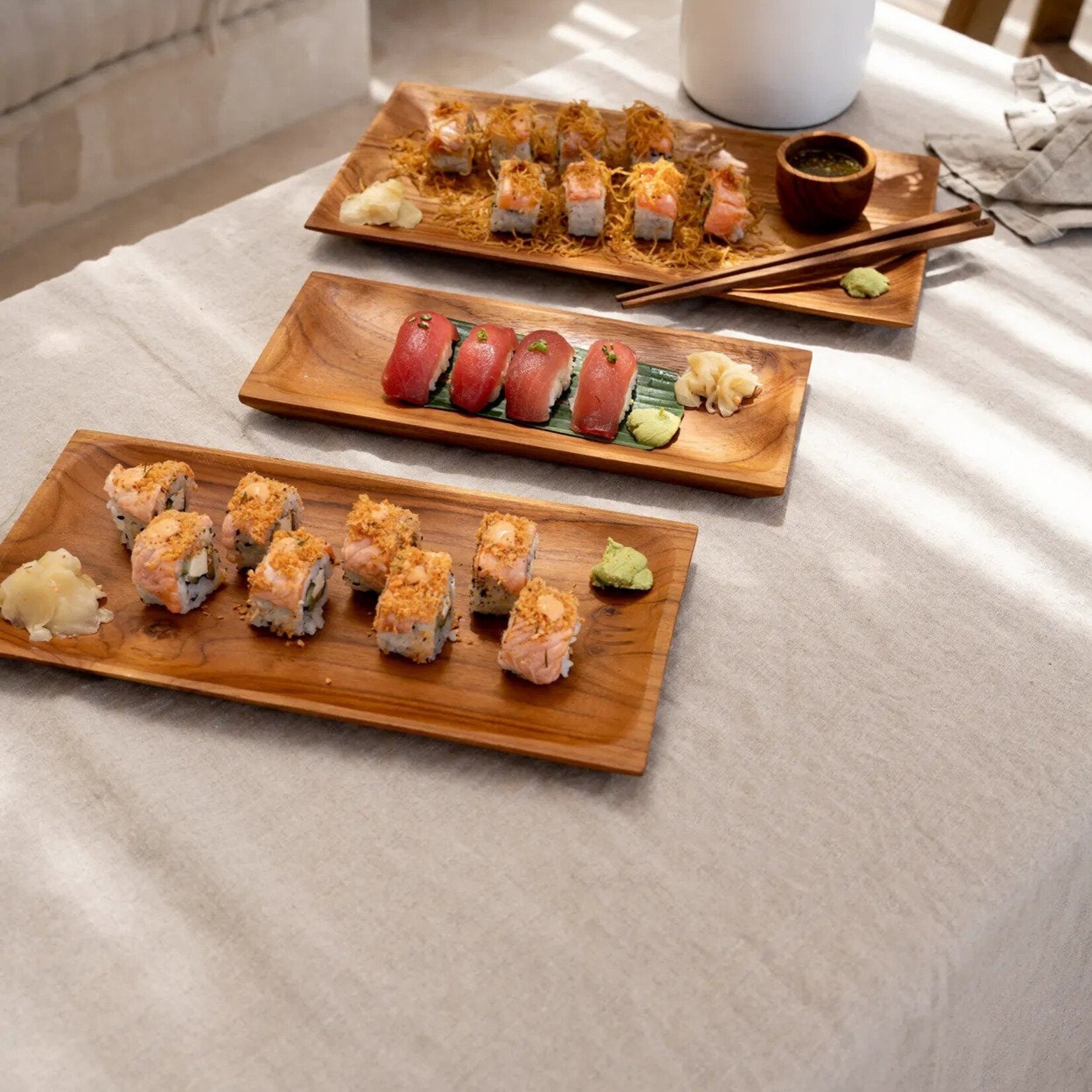 Bazar Bizar Antwerp The Teak Root Sushi Plate - S
