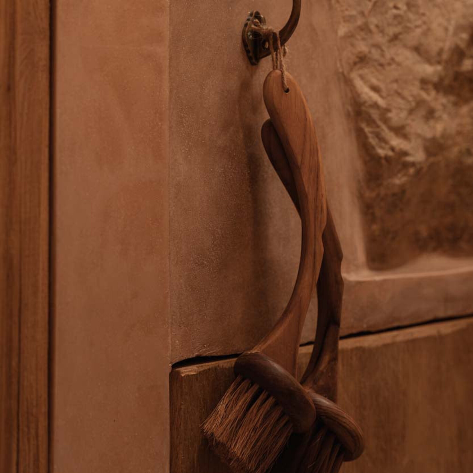 Bazar Bizar Antwerp The Naan Brush - Natural