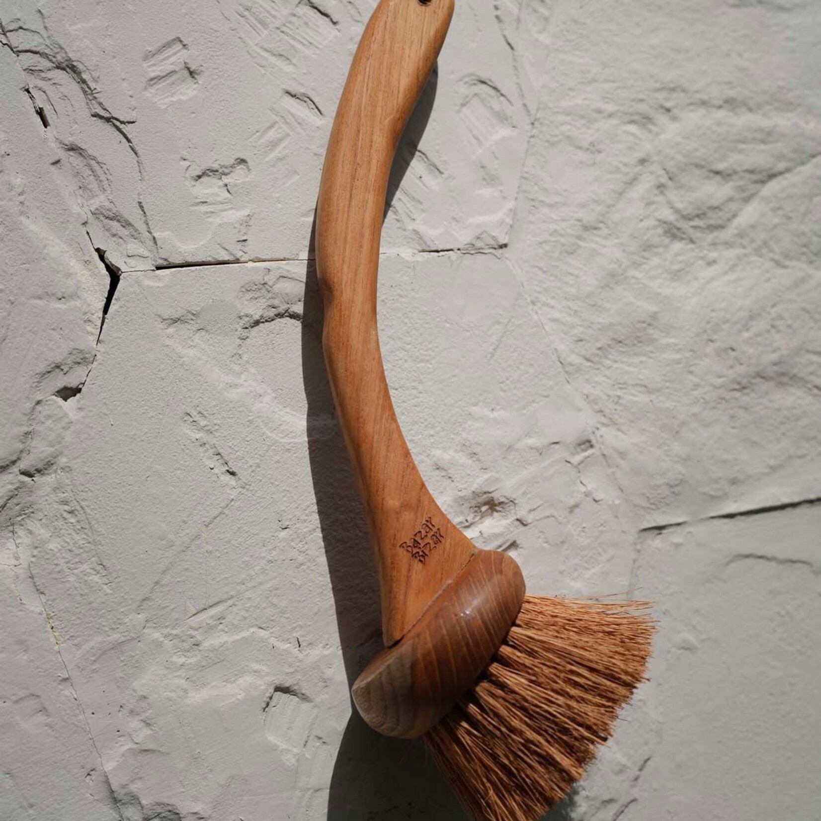 Bazar Bizar Antwerp The Hatra Brush - Natural