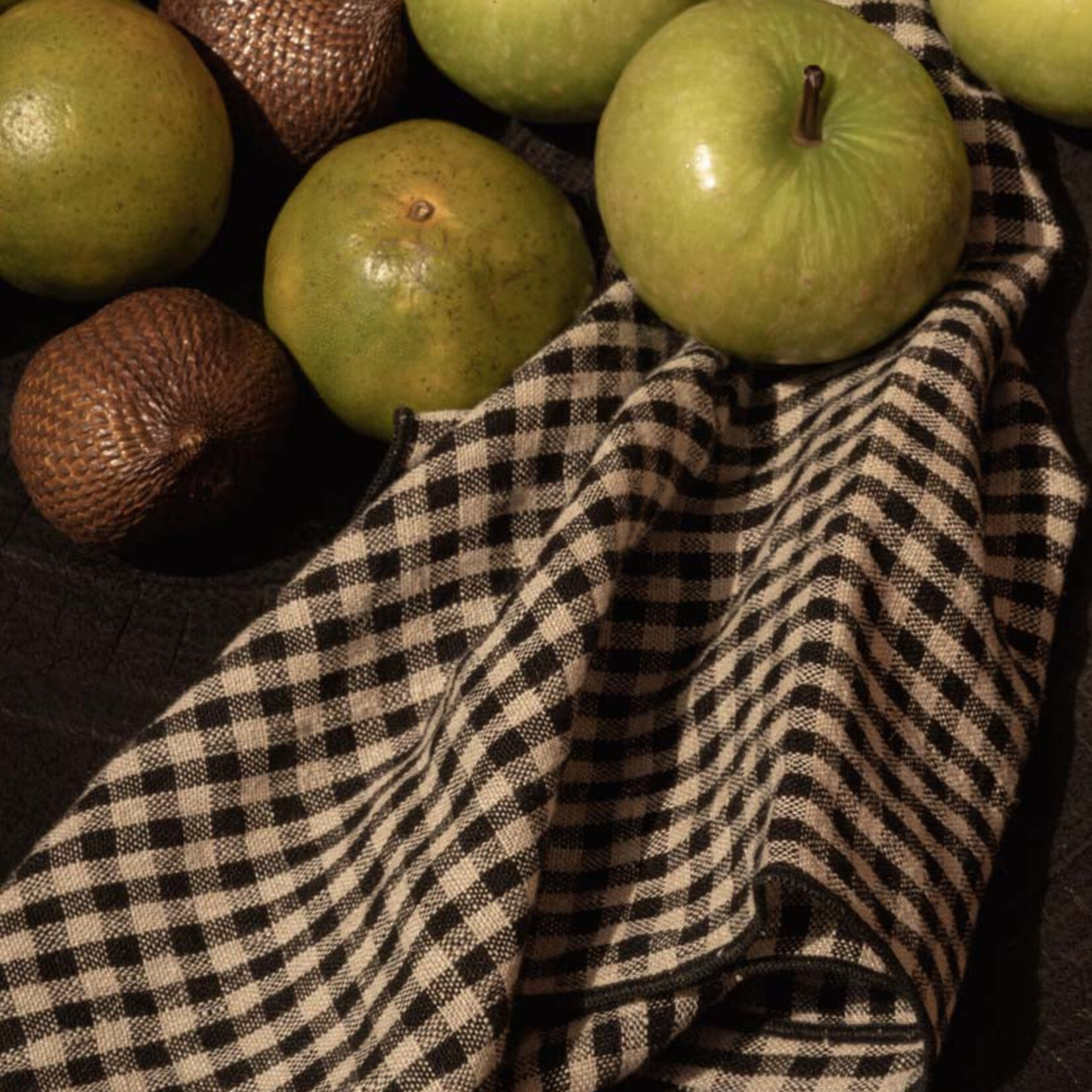 Bazar Bizar Antwerp The Picknick Napkin - Natural Black - 45x45