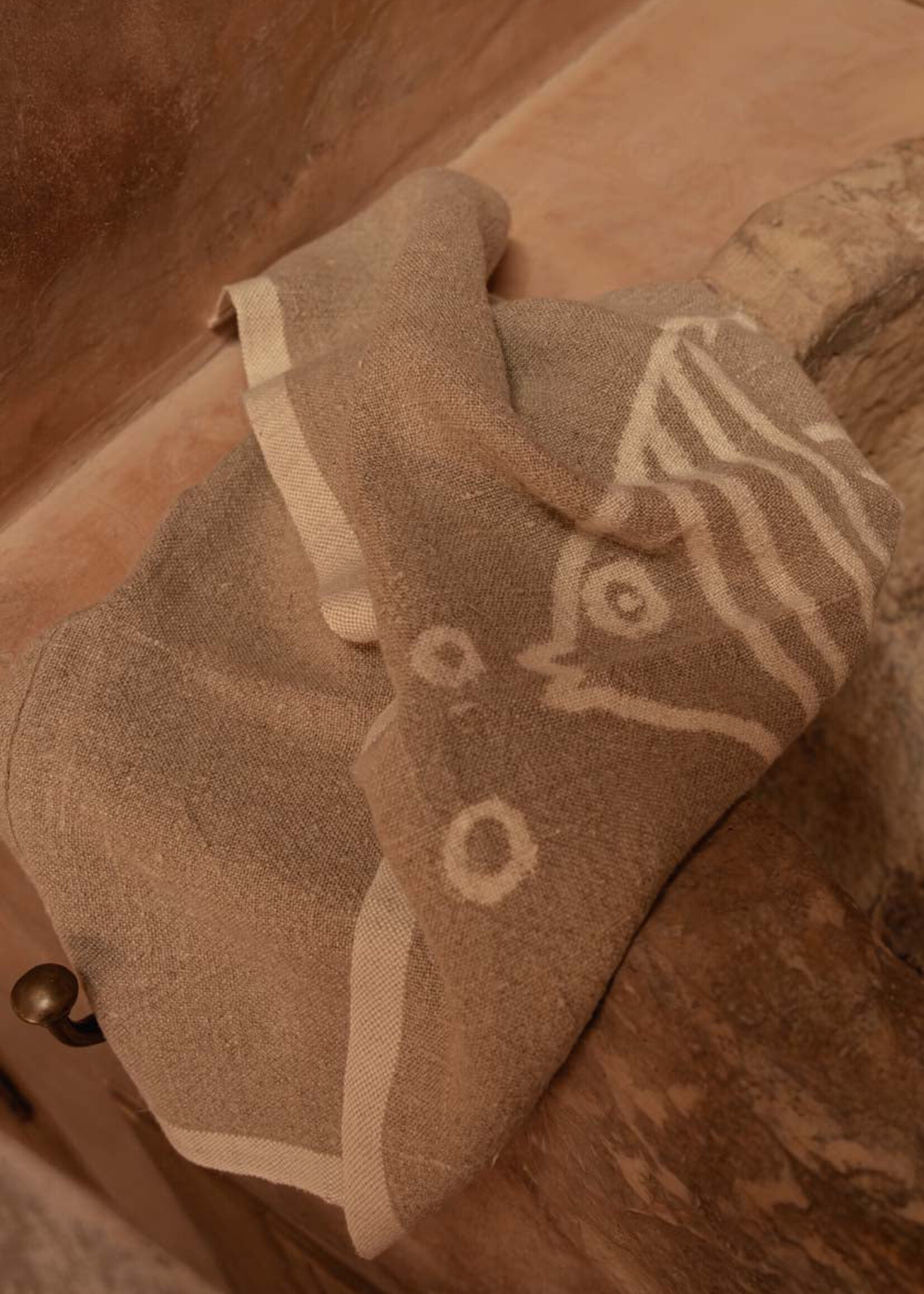 Bazar Bizar Antwerp The Linen Fish Kitchen Towel - Natural White - 50x70