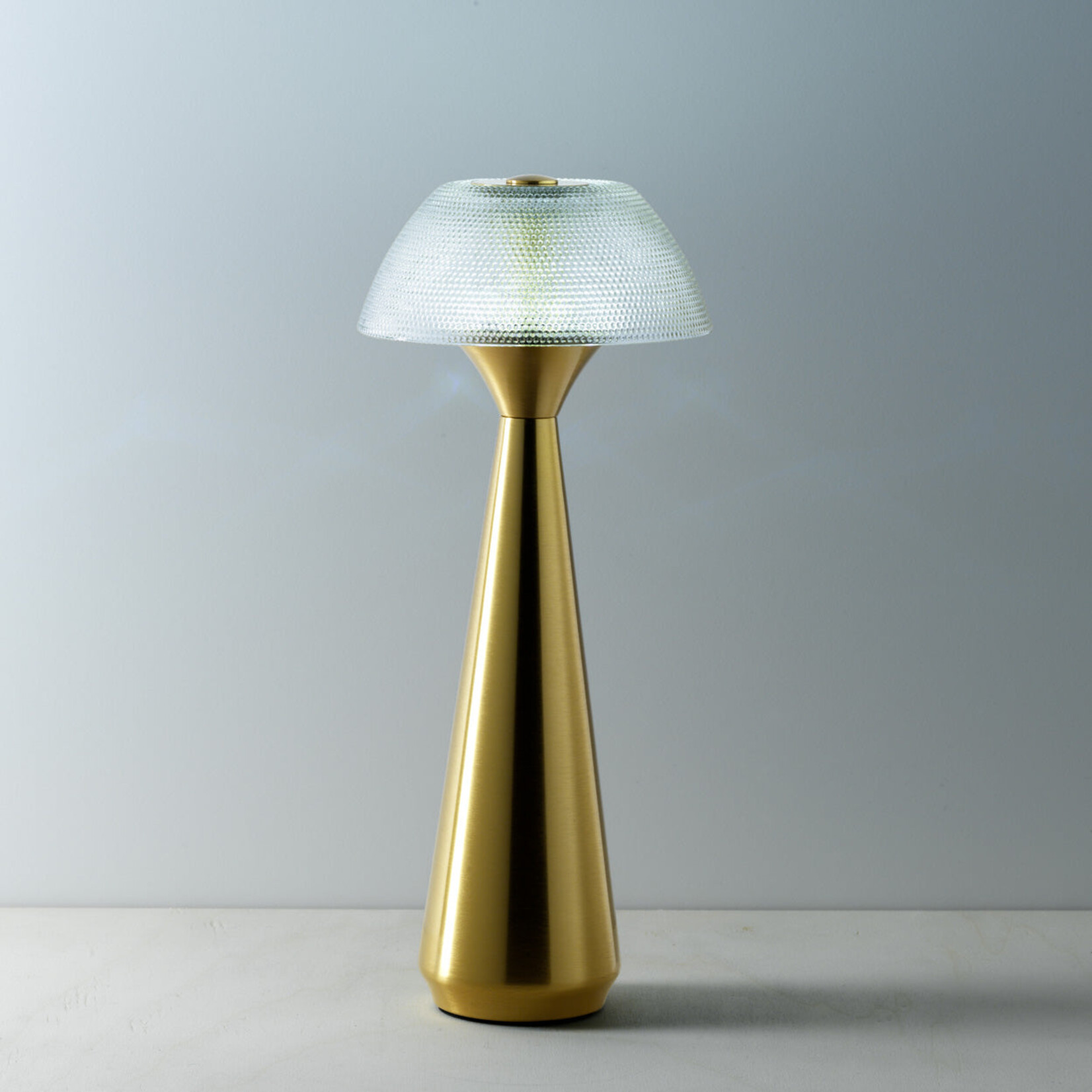 Bazar Bizar Antwerp The Mushlampio Led Table Lamp