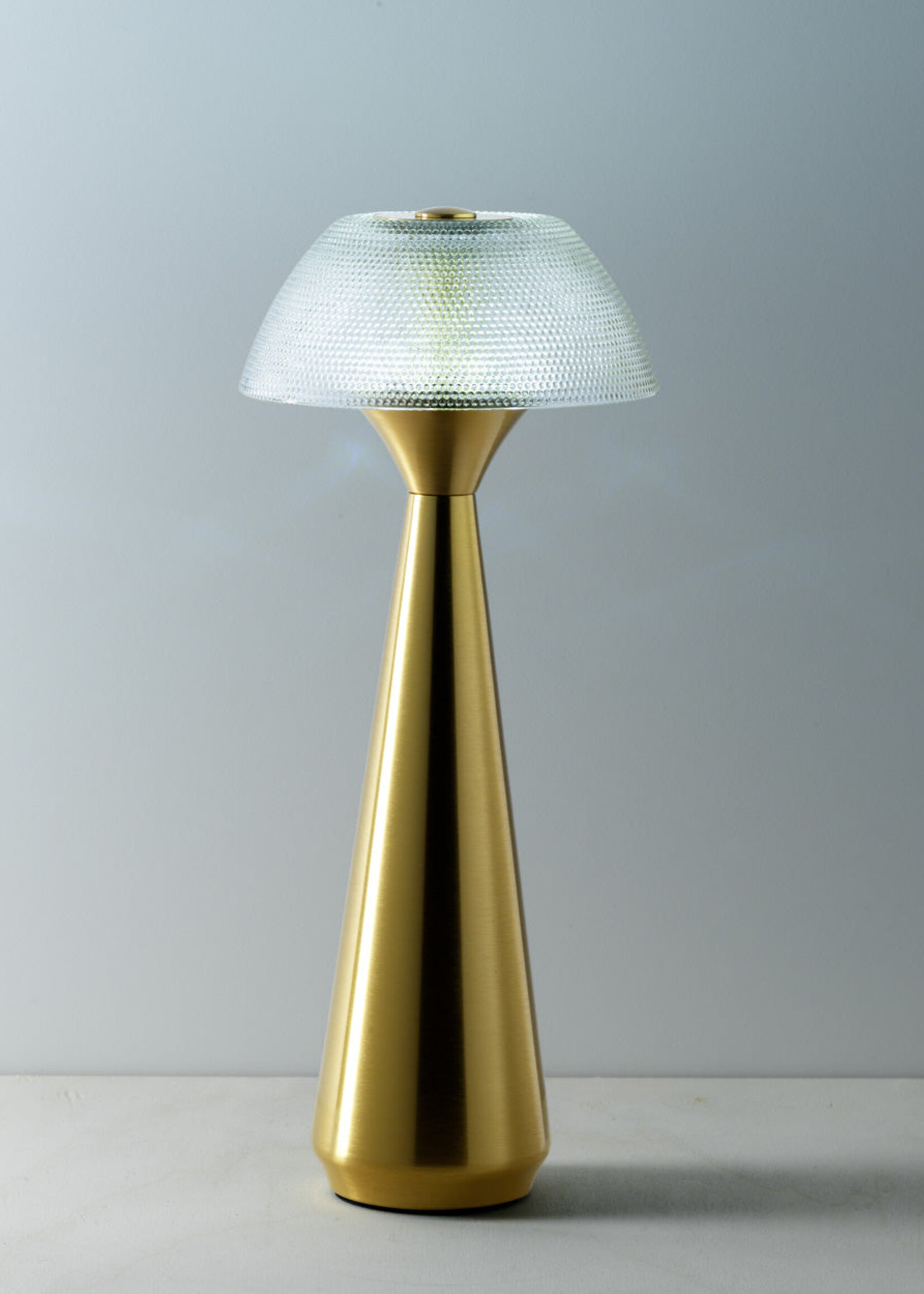 Bazar Bizar Antwerp The Mushlampio Led Table Lamp