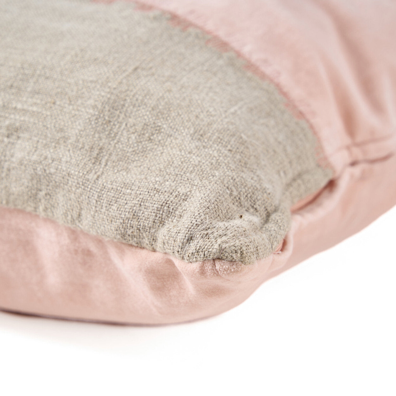 Bazar Bizar Antwerp The Velvet Divorce Cushion Cover - Natural Pink - 30x50