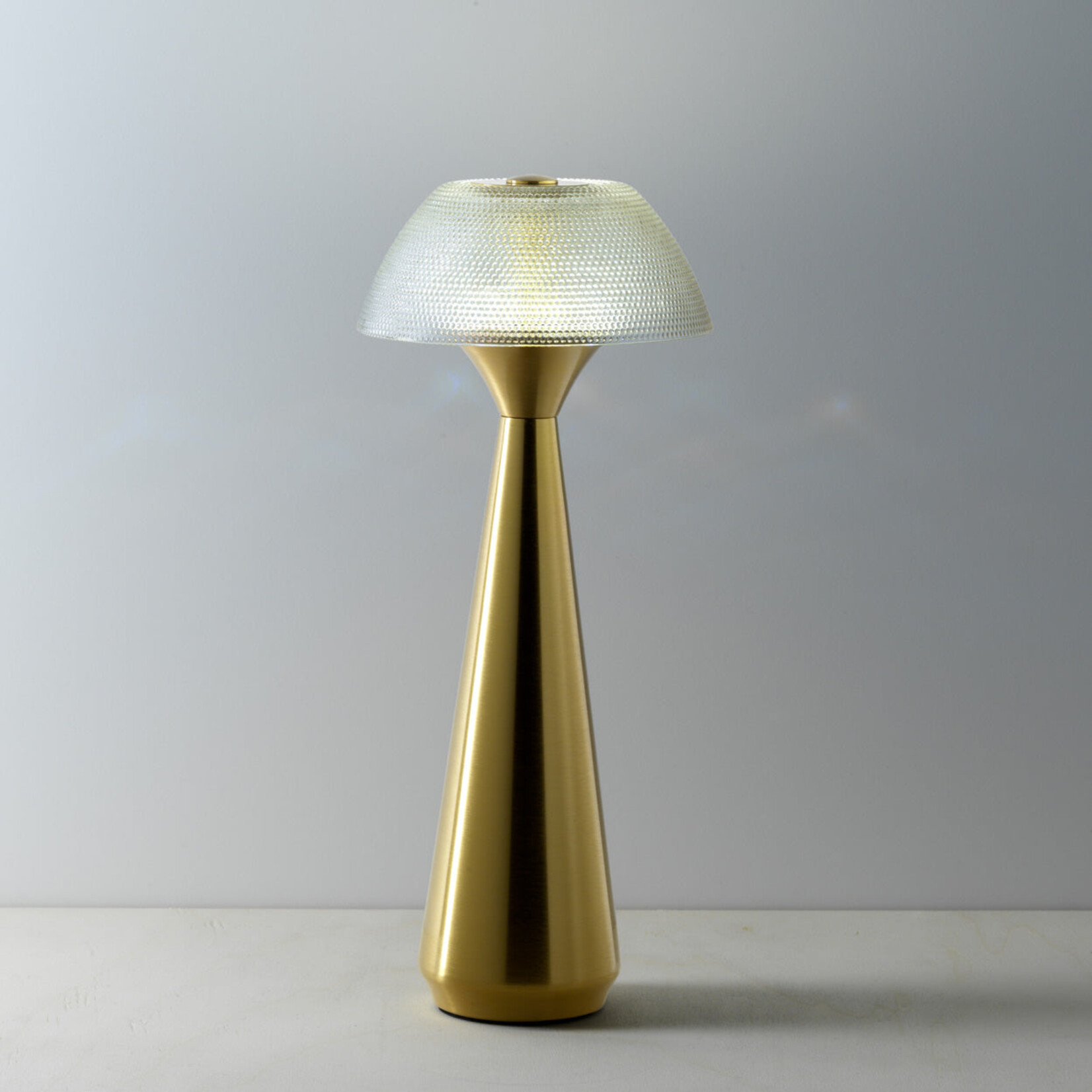 Bazar Bizar Antwerp The Mushlampio Led Table Lamp