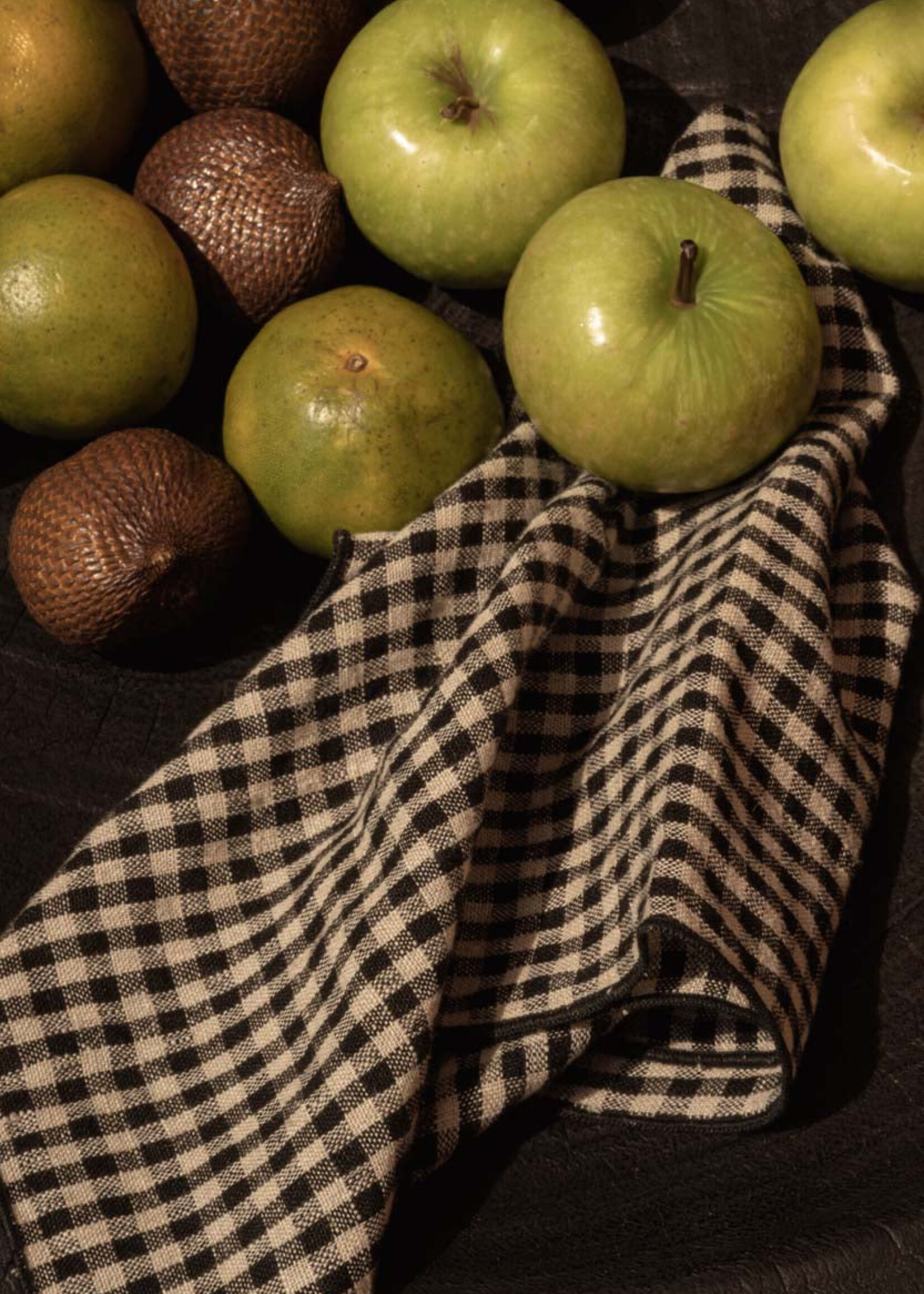 Bazar Bizar Antwerp The Picknick Napkin - Natural Black - 45x45