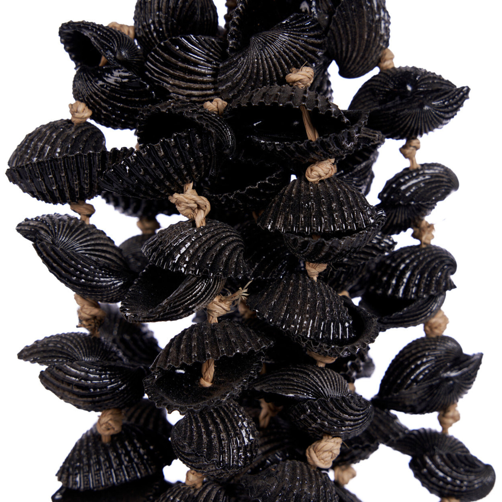 Bazar Bizar Antwerp The Midnight Shell Tassel - Black