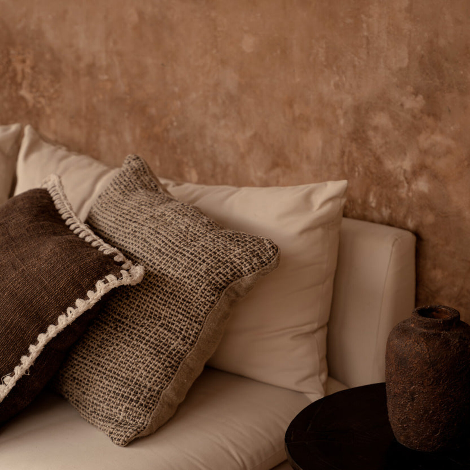 Bazar Bizar Antwerp The Linen Grain Cushion Cover - Natural Black