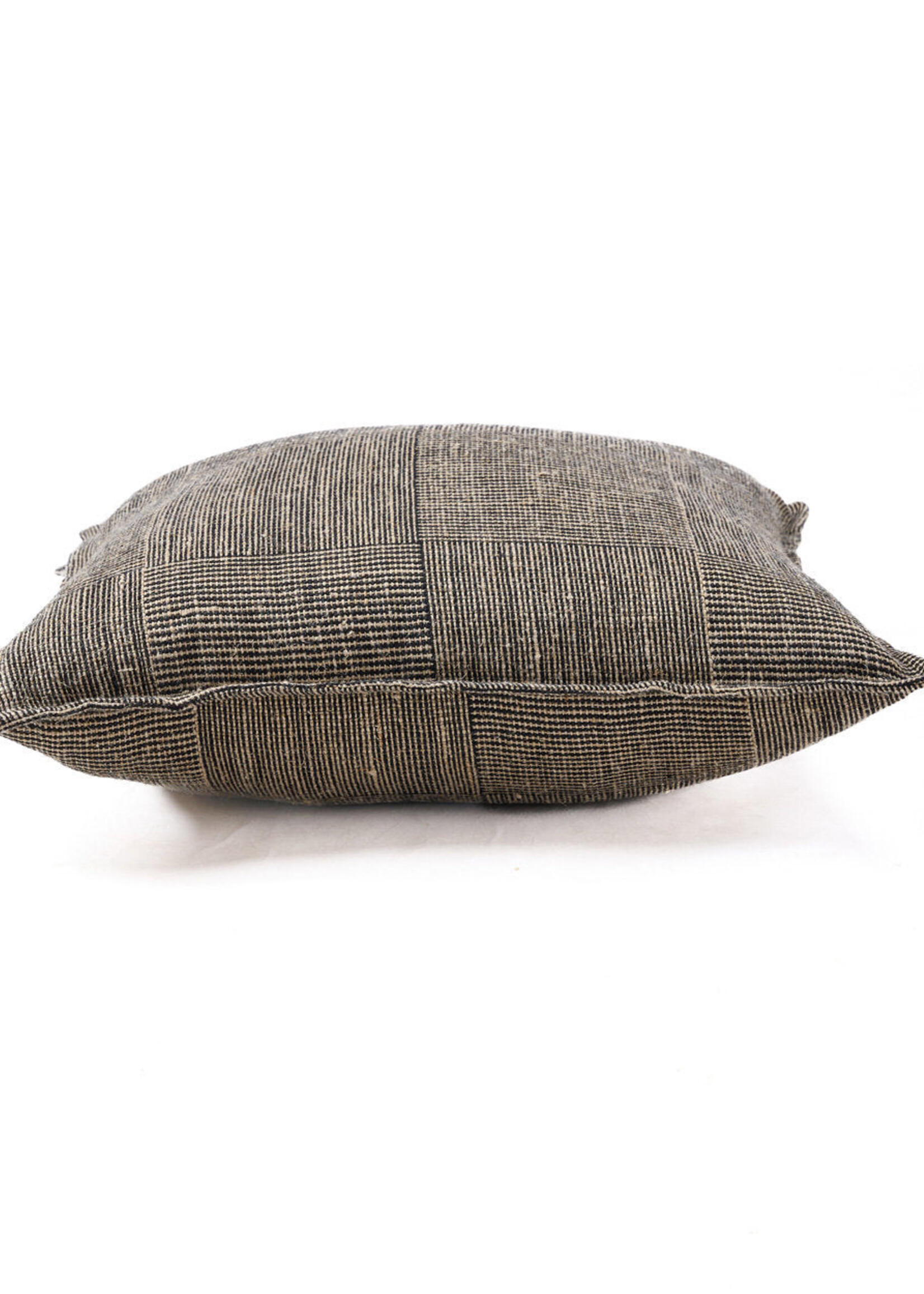 Bazar Bizar Antwerp The Bloc Party Cushion Cover - Black Natural - 50x50