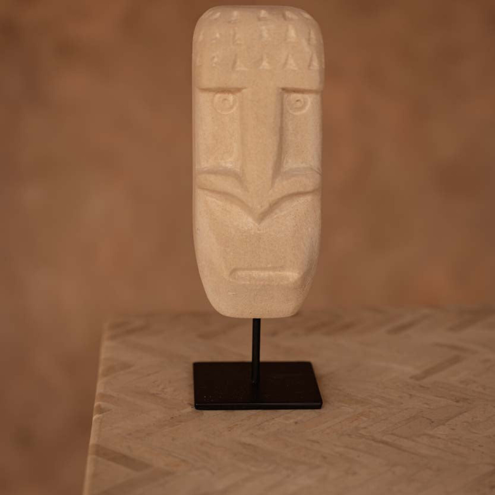 Bazar Bizar Antwerp The Sumba Stone #20 on Stand