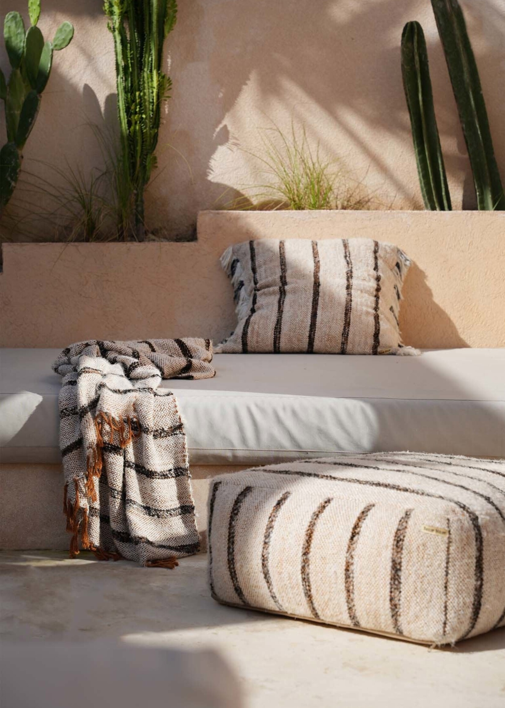 Bazar Bizar Antwerp The s'il vous Plaid - Bohemian White