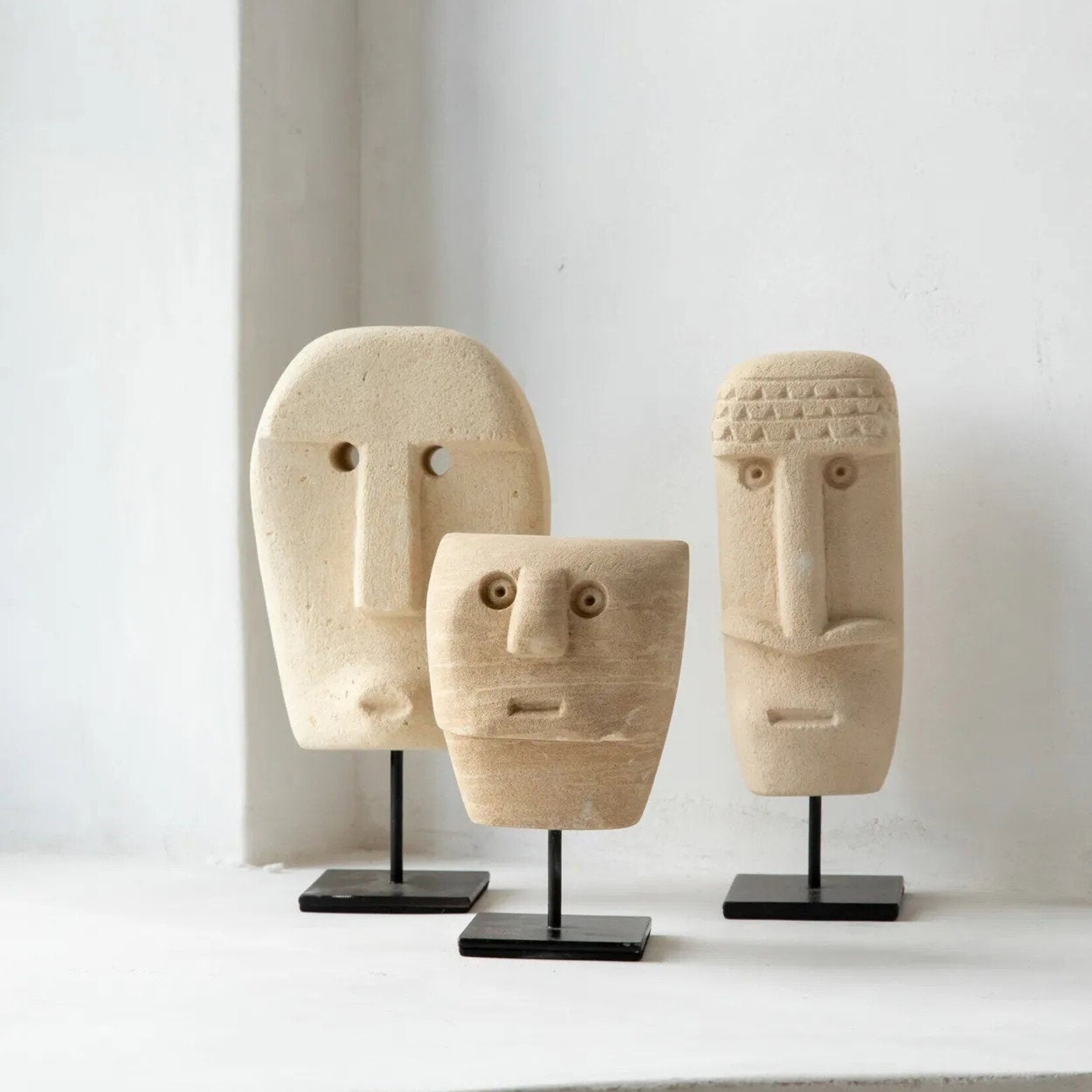 Bazar Bizar Antwerp The Sumba Stone #21 on Stand
