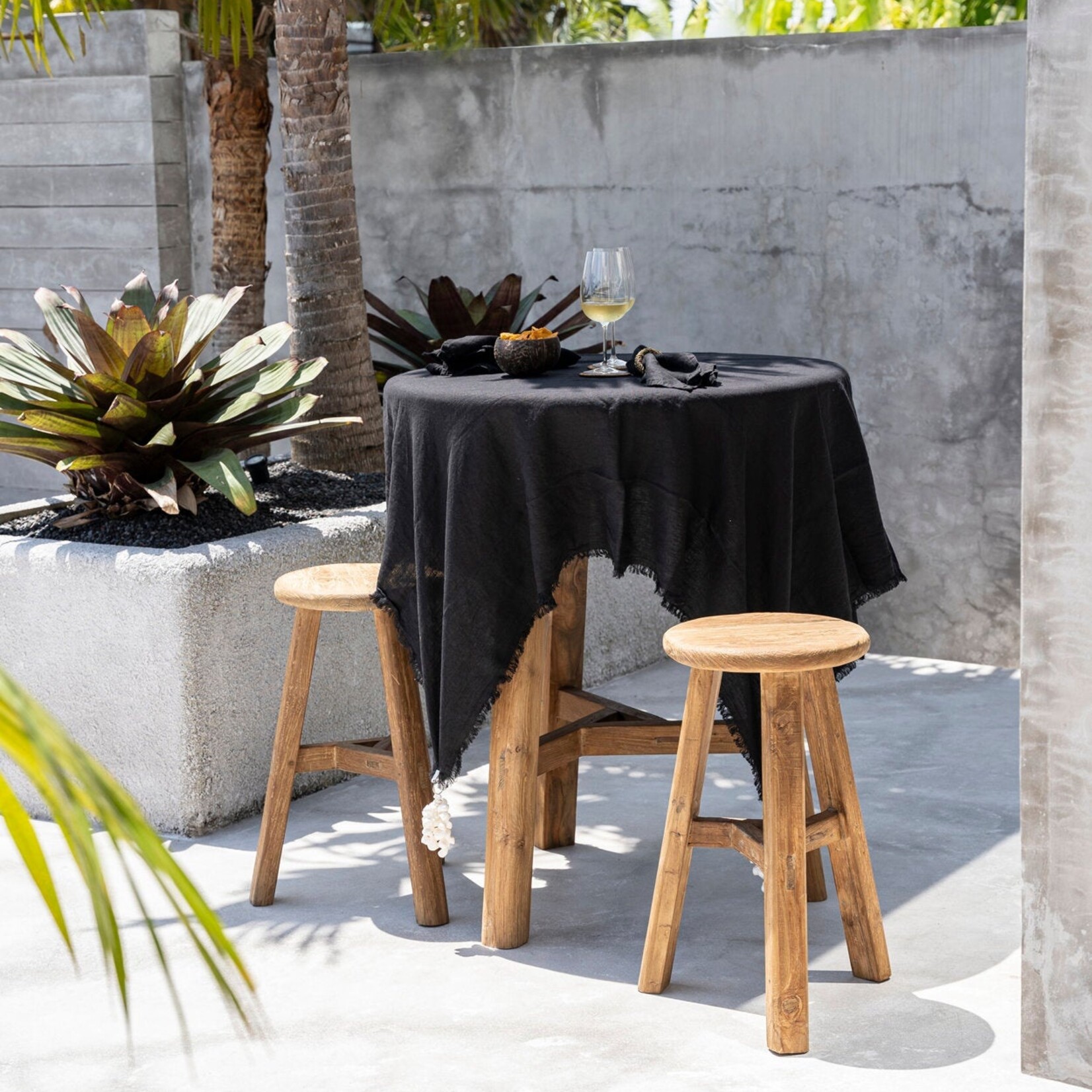 Bazar Bizar Antwerp The Linen Tablecloth - Black - 150x150