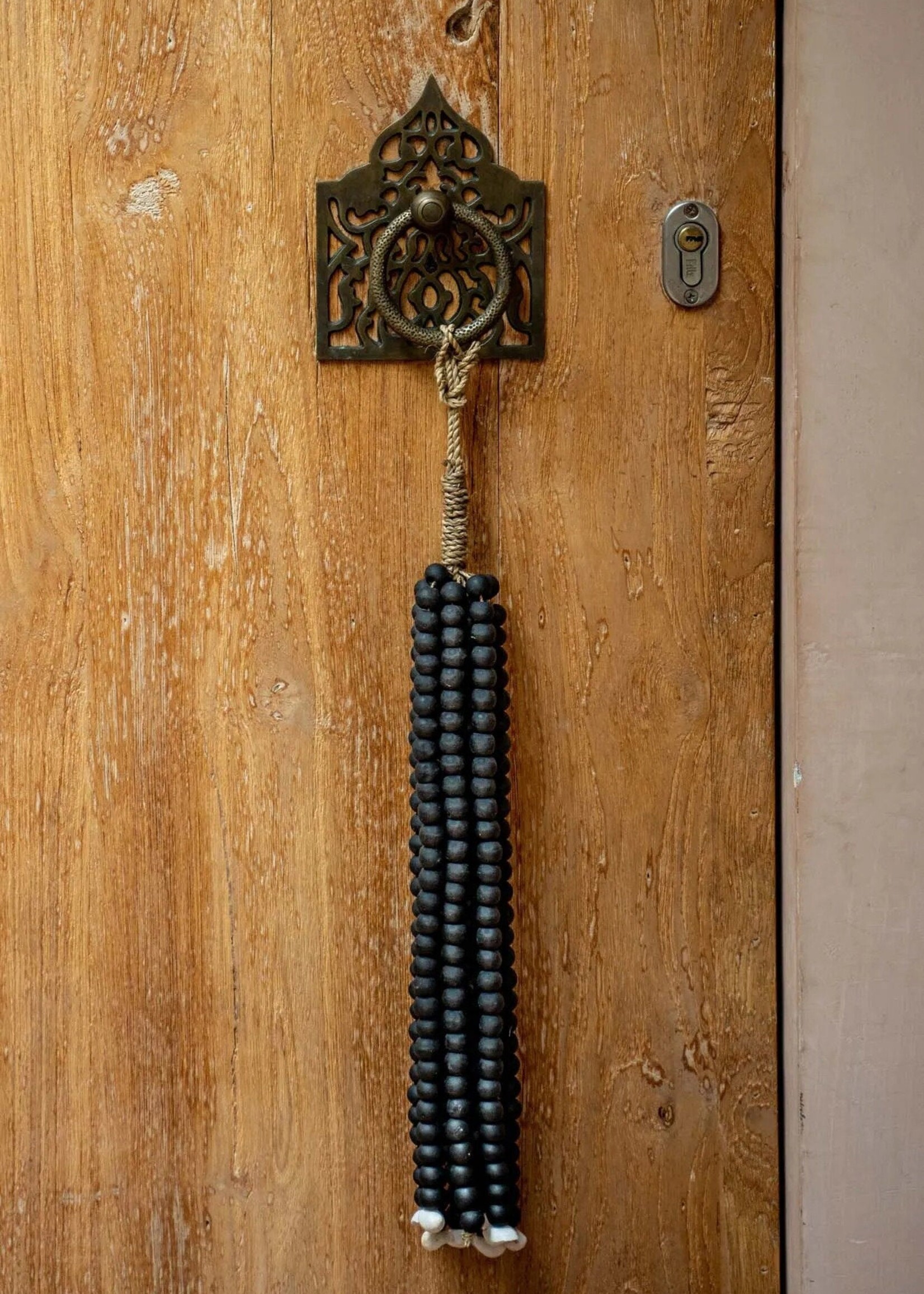 Bazar Bizar Antwerp The Wooden Beads Tassel - Black