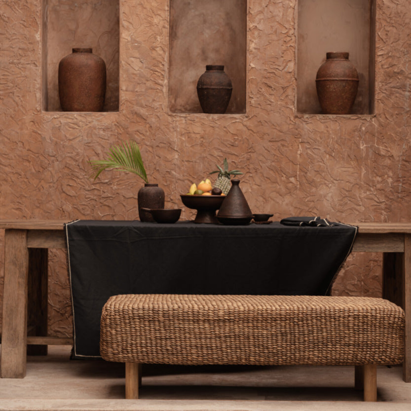 Bazar Bizar Antwerp The Tuscany Tablecloth - Black Natural - 150x250