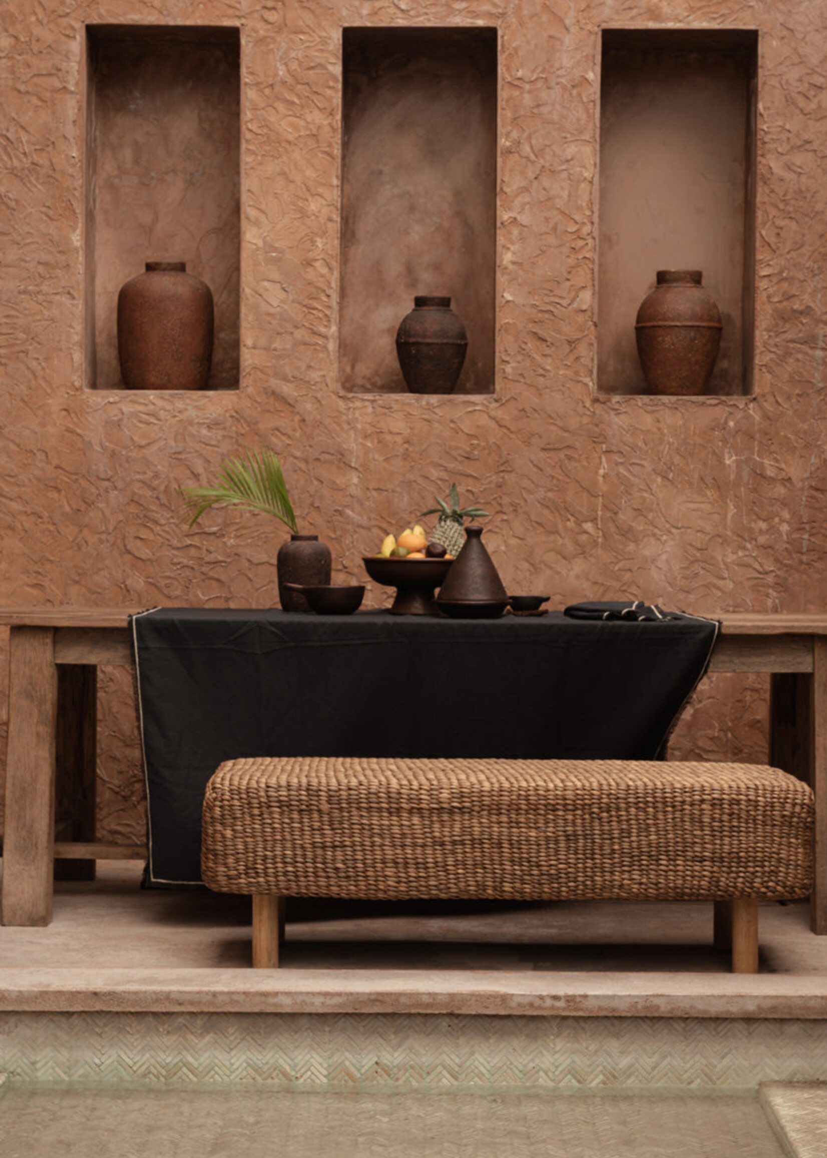 Bazar Bizar Antwerp The Tuscany Tablecloth - Black Natural - 150x250