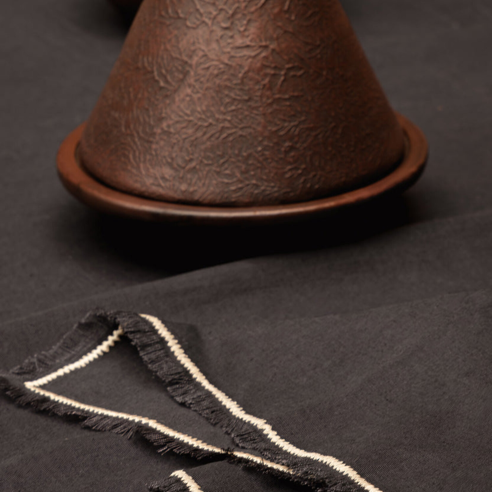 Bazar Bizar Antwerp The Tuscany Napkin - Black Natural - 45x45